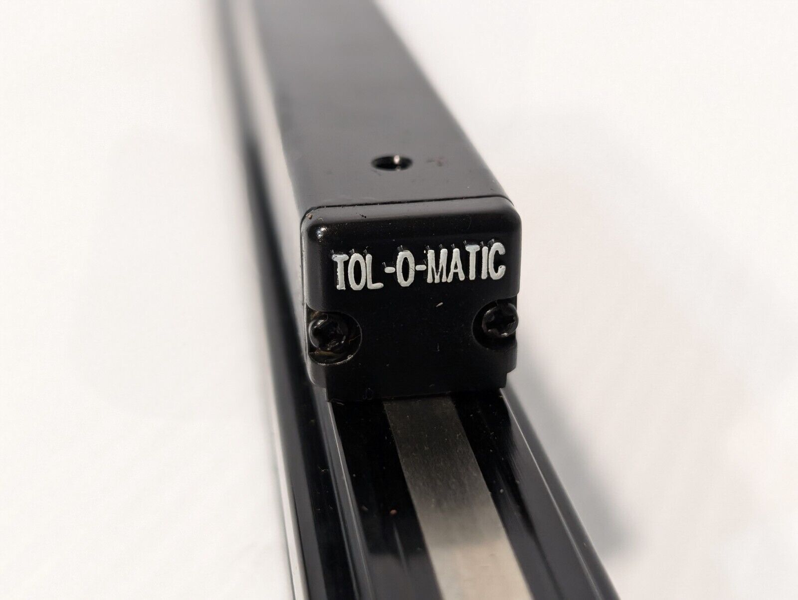 Tolomatic BC205 Pneumatic Band Cylinder, Bore: .50", Force: 16LBF, Load: 5LB