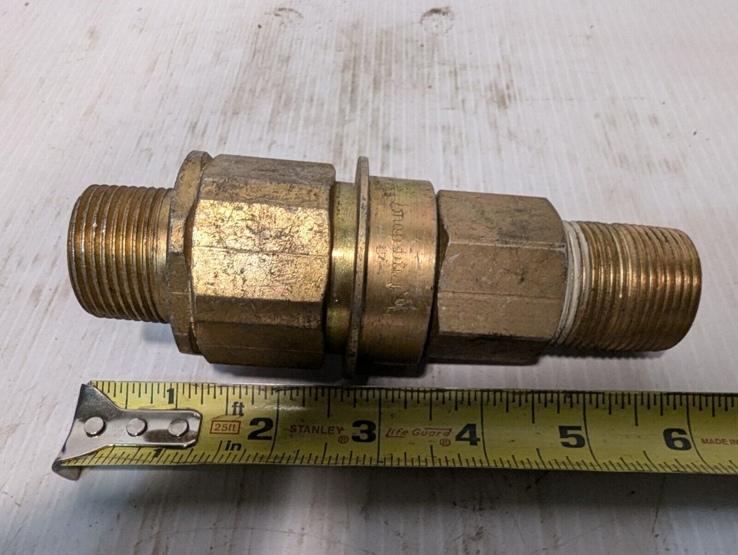 Snap-Tite VEC-16 Female Coupler with PEN-16 Male Connector - Free Shipping