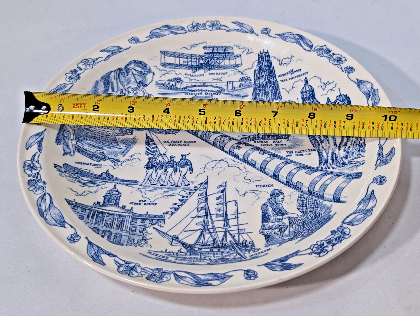 Vintage Vernon Kilns Hartford, Connecticut Souvenier Collector Plate 1930s