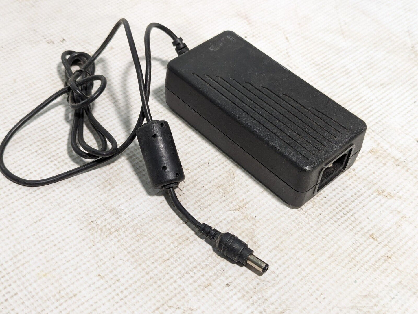 Edacpower Elec AC Adapter EA1050D-240 24V-2.08A - Free Shipping
