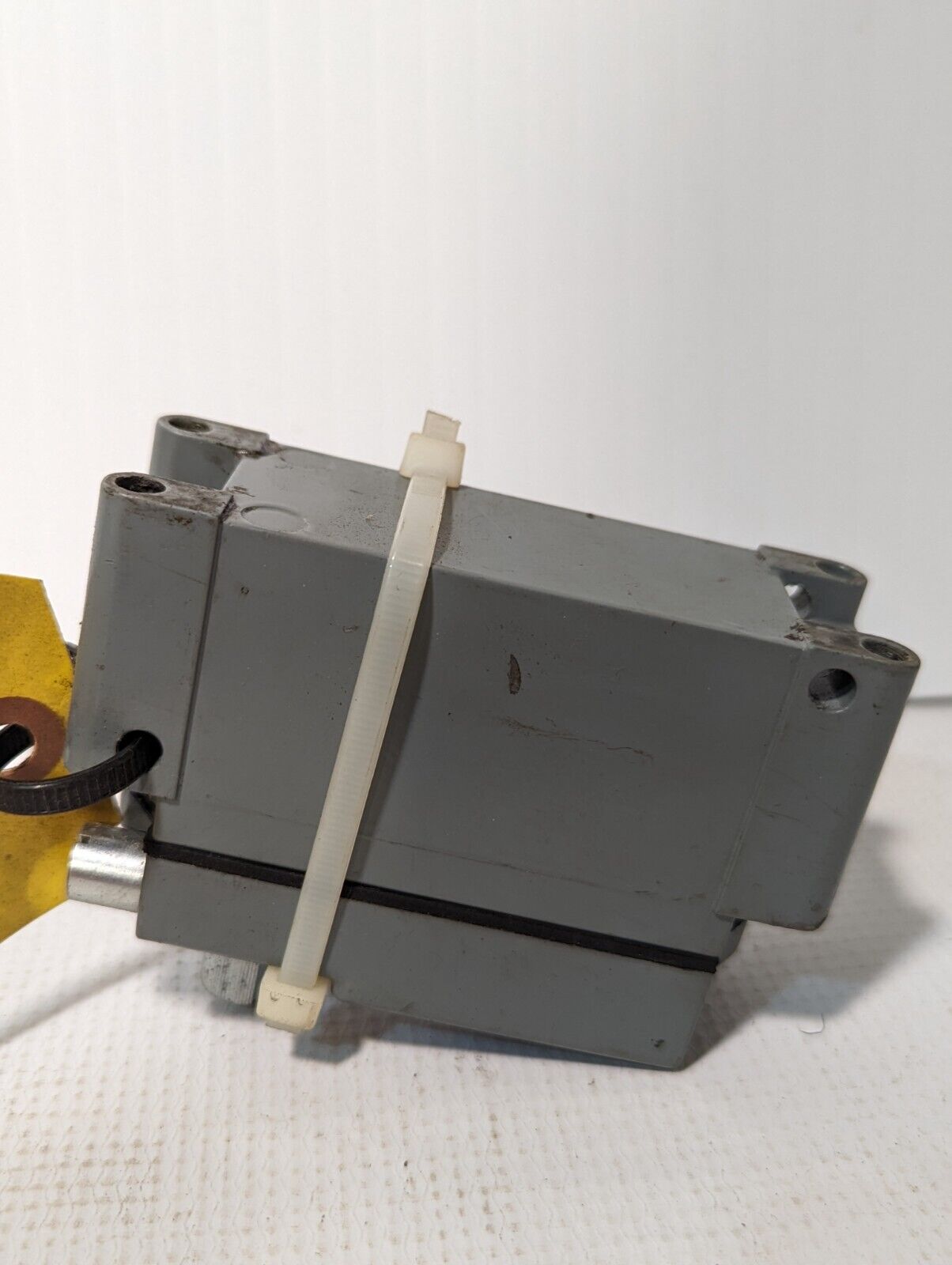 Square D 9007AO16 Limit Switch Class 9007 Series D - Free Shipping