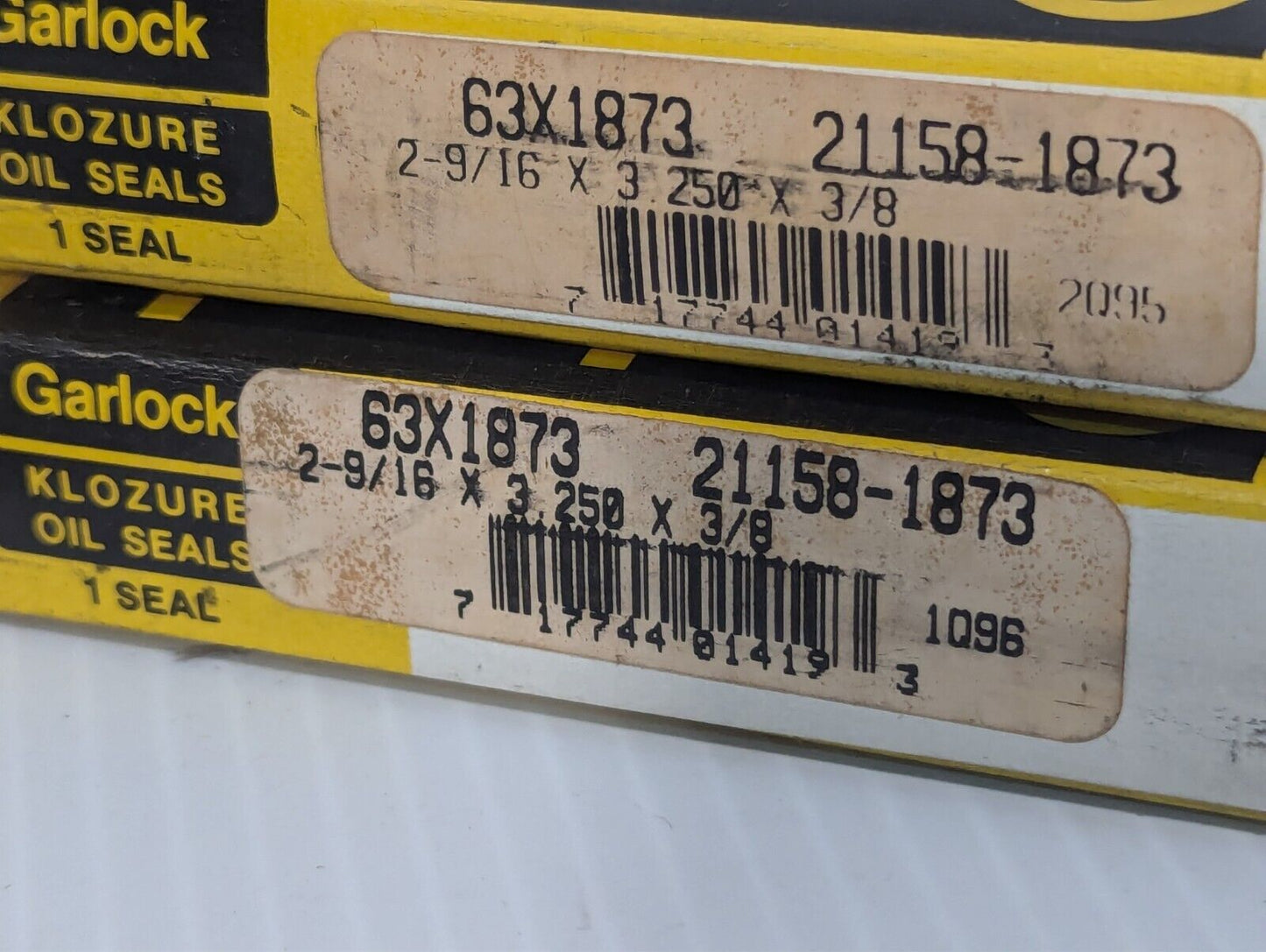 Lot of 4 Garlock 63X1873 Klozure Oil Seals - Free Shipping
