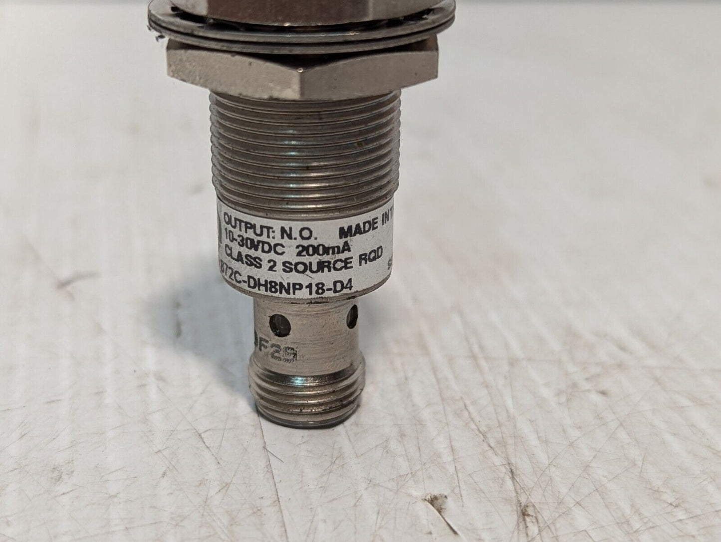 Allen Bradley 872C-DH8NP18-D4 Proximity Sensor, 10-30VDC, 200Ma - Free Shipping
