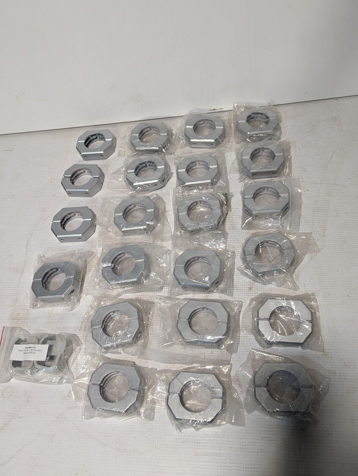 Lot of 22 plastic clamps as pictured