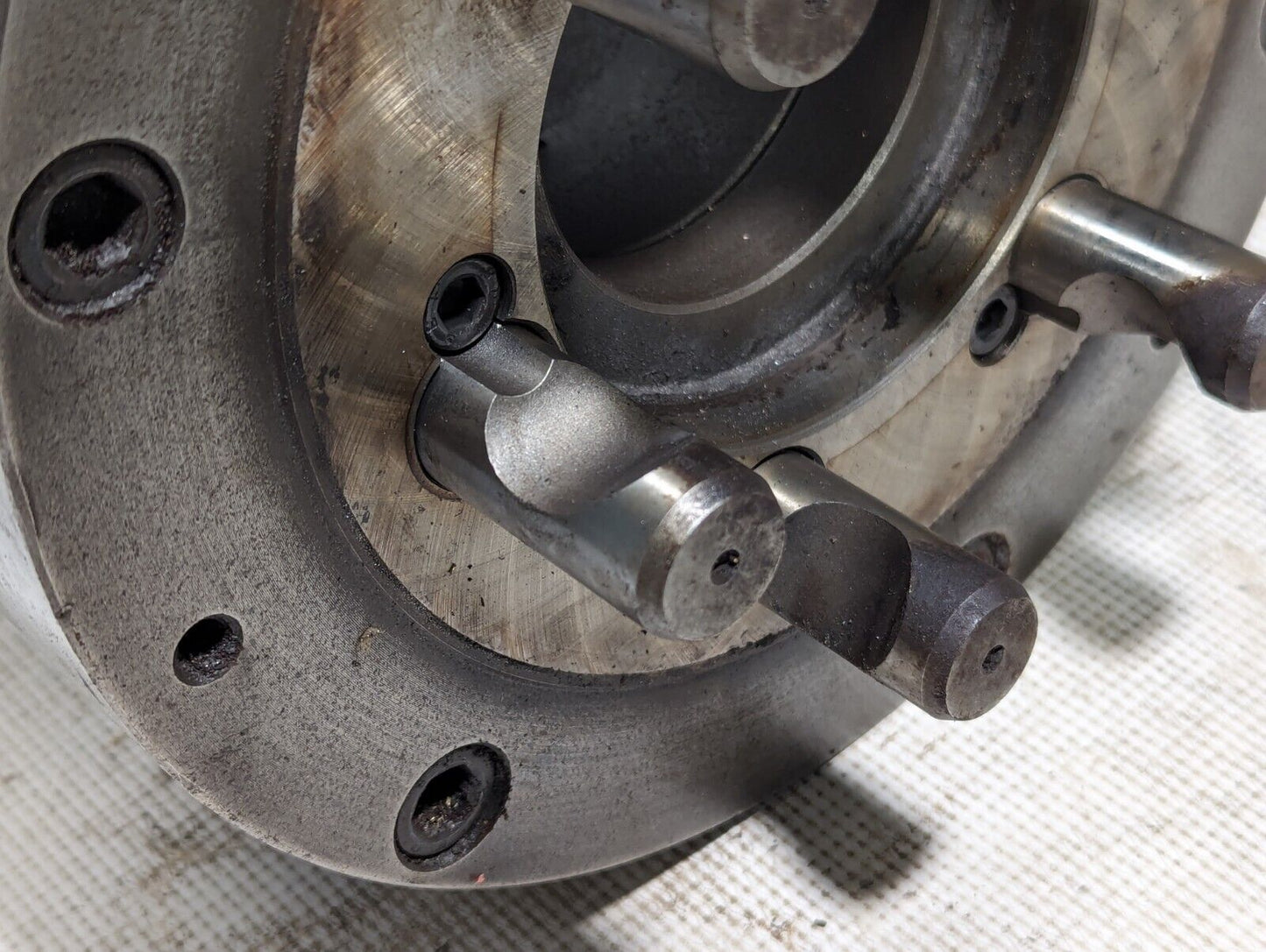 Toolmex 3-883-310P jaws and 10 inch 3-jaw chuck