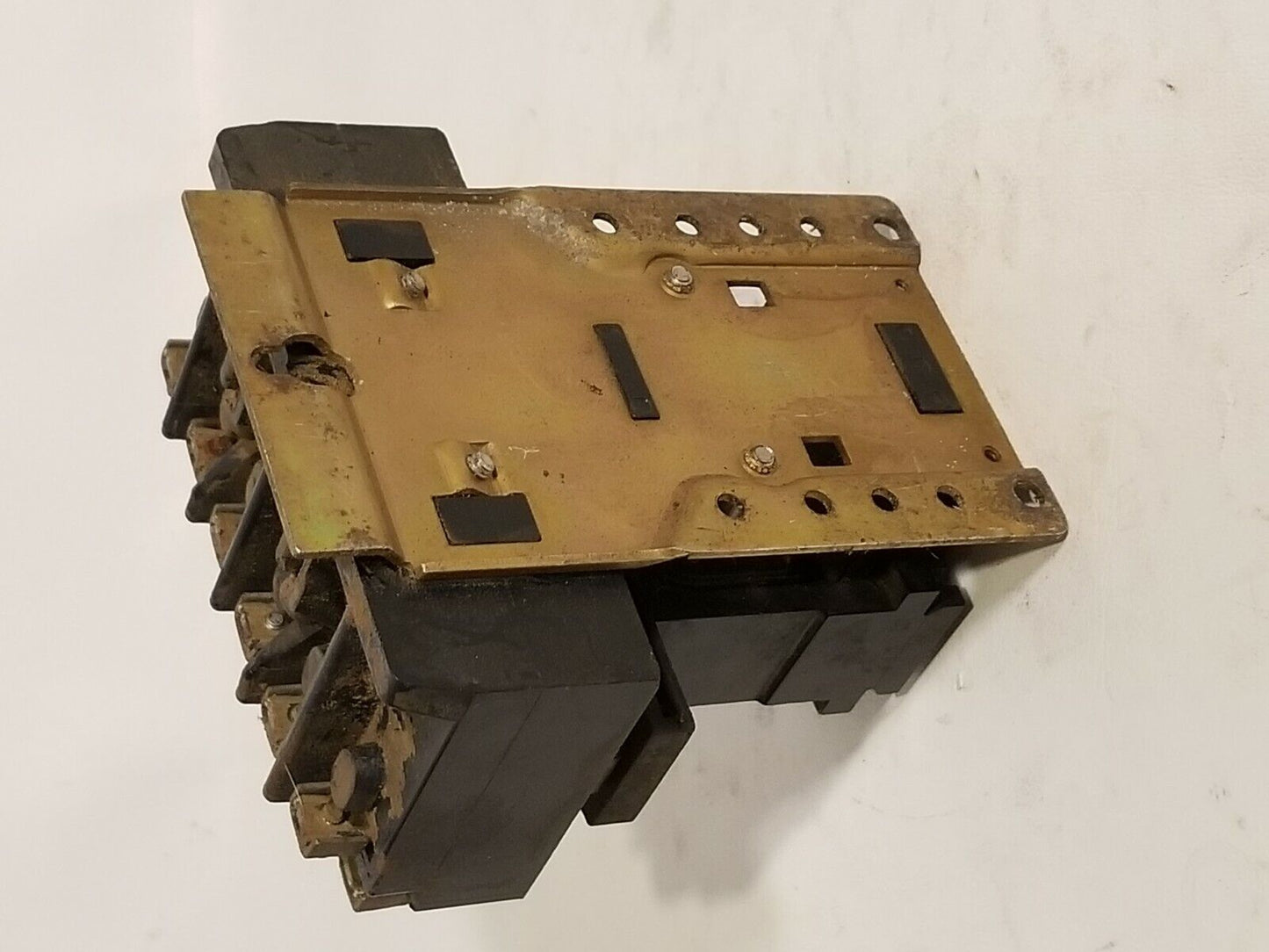 Allen Bradley 700-BR-600 Relay with coil 76A288 440/480V