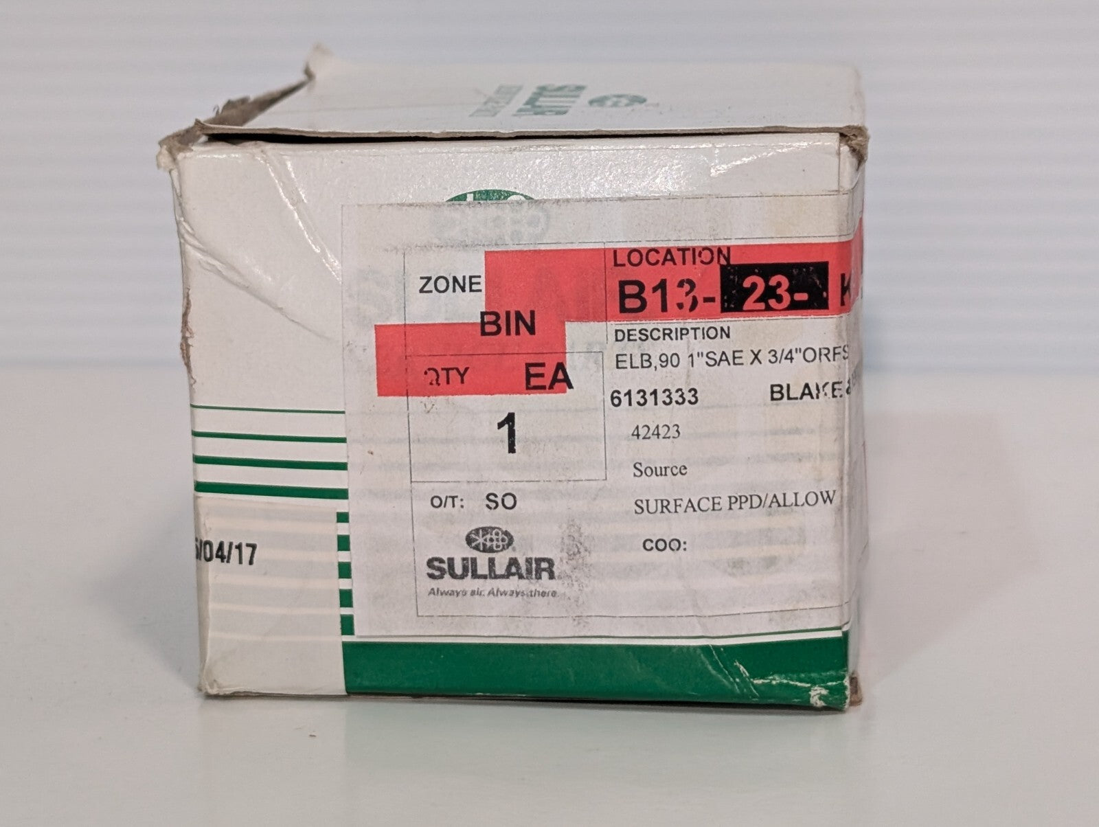 Sullair 02250152-544 Elbow Replacement Part 90, 1" SAE x 3/4" ORFS