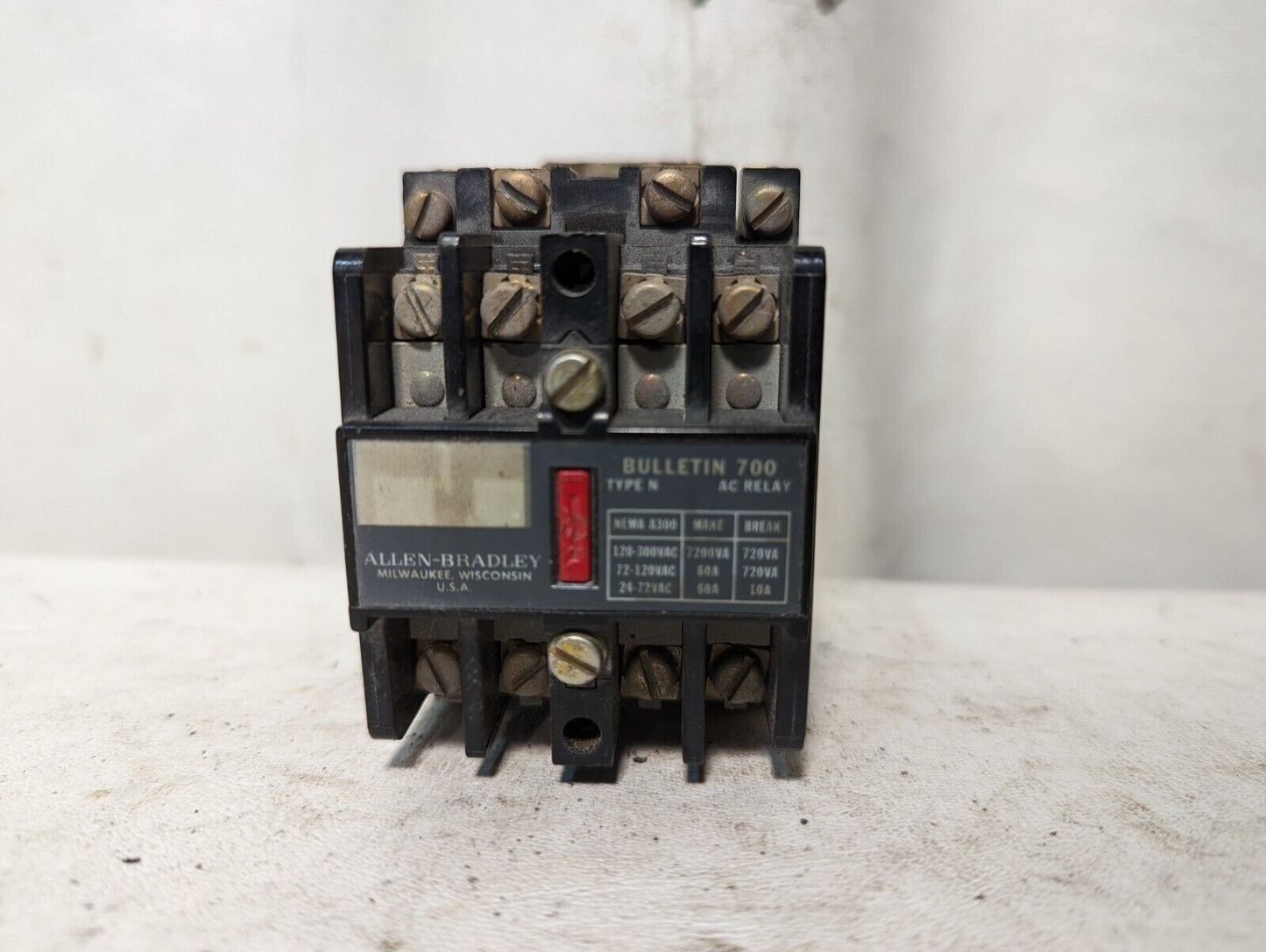 Allen-Bradley 700-NT220A1 relay, type N, AC relay
