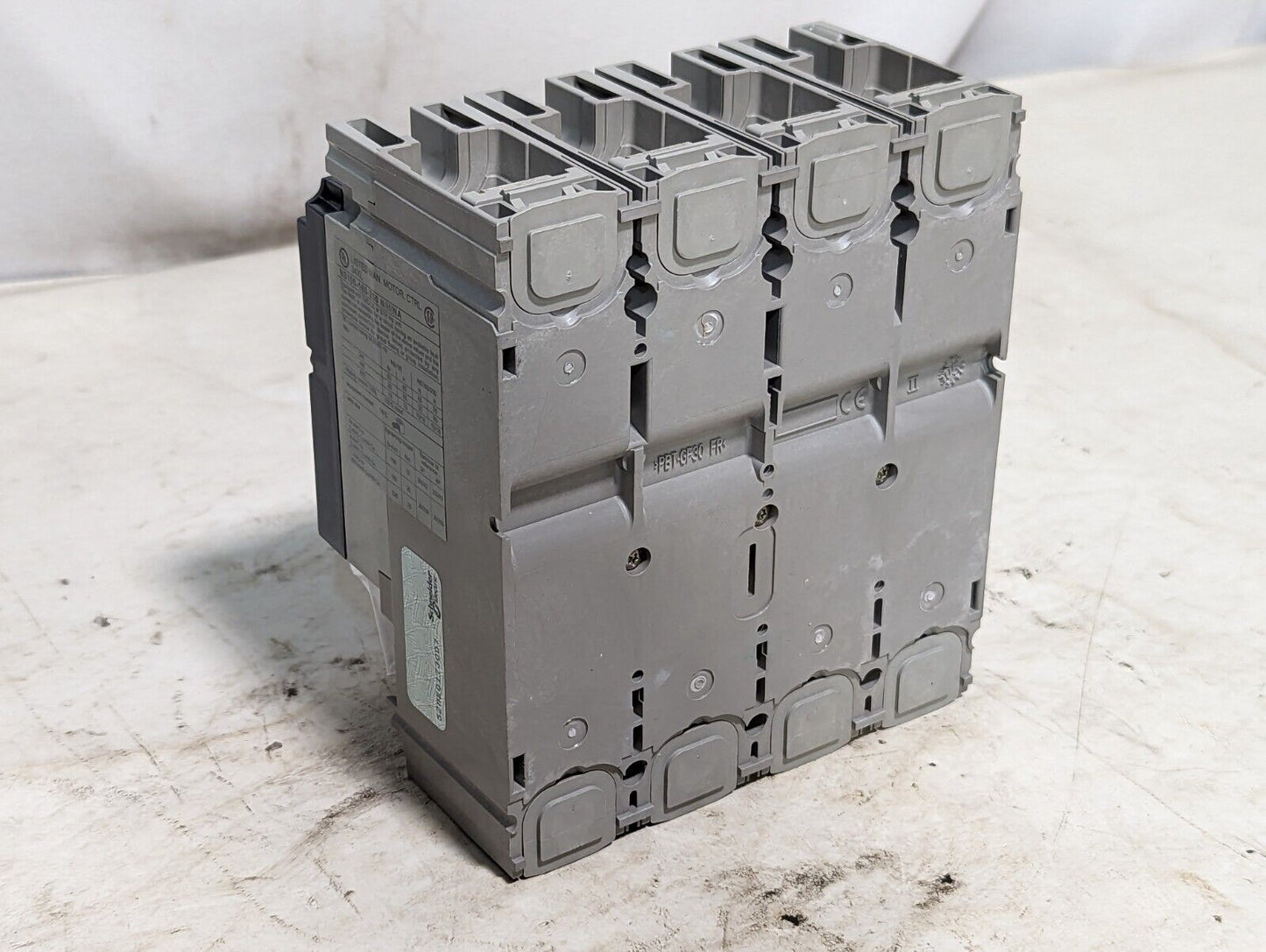 Merlin Gerin 29008 compact circuit breaker, NS100N, 100A, 4P