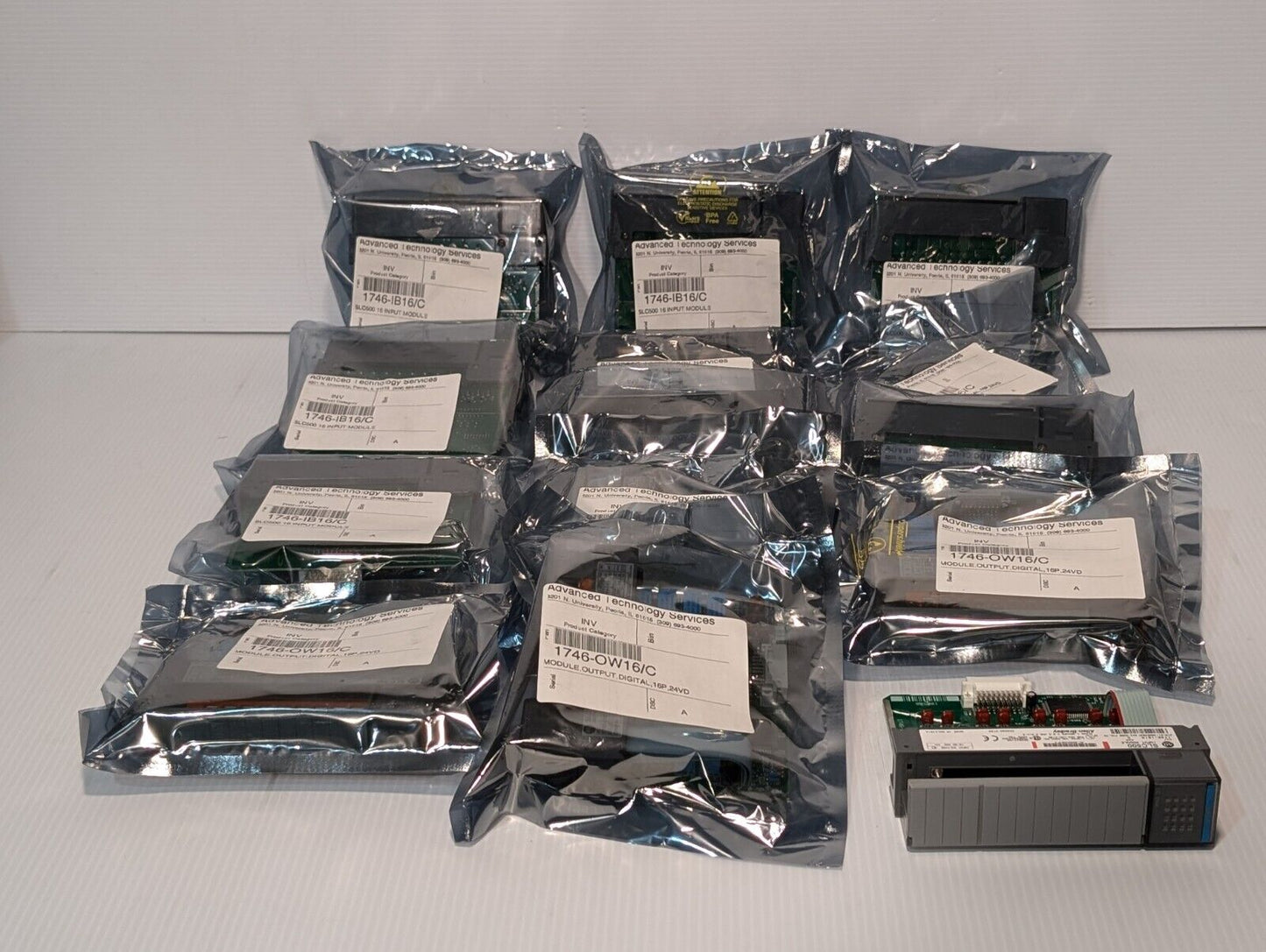 Allen Bradley 1746-IB16 /C DC Digital Input Module (Sinking), SLC 500 -Free Ship