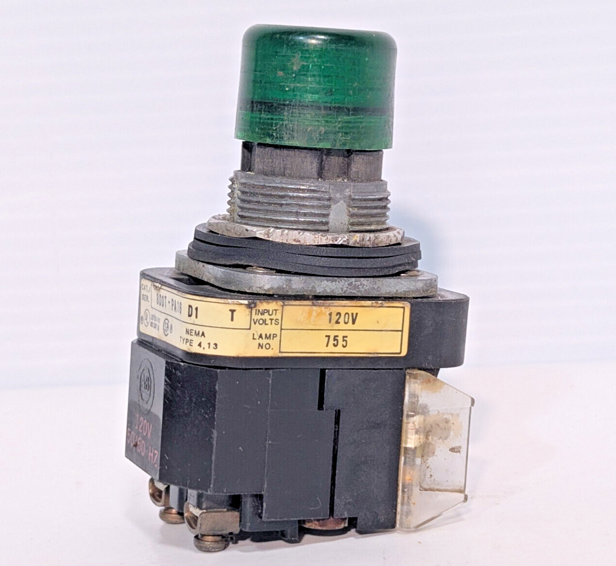 Allen Bradley 800T-PA16 Illuminated Push Button, 120V, Heavy Duty, Lamp Type 755