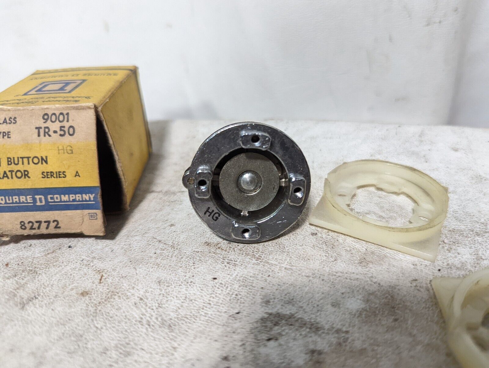 Square D 9001-TR-50 push button operator, ser. A, 82772