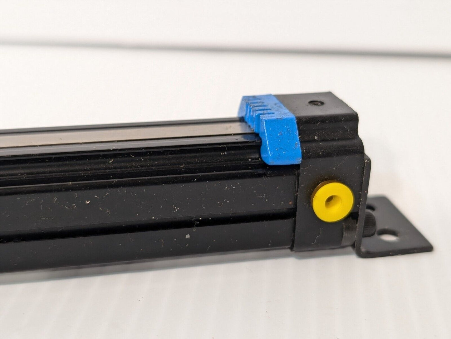 Tolomatic BC205 Pneumatic Band Cylinder, Bore: .50", Force: 16LBF, Load: 5LB