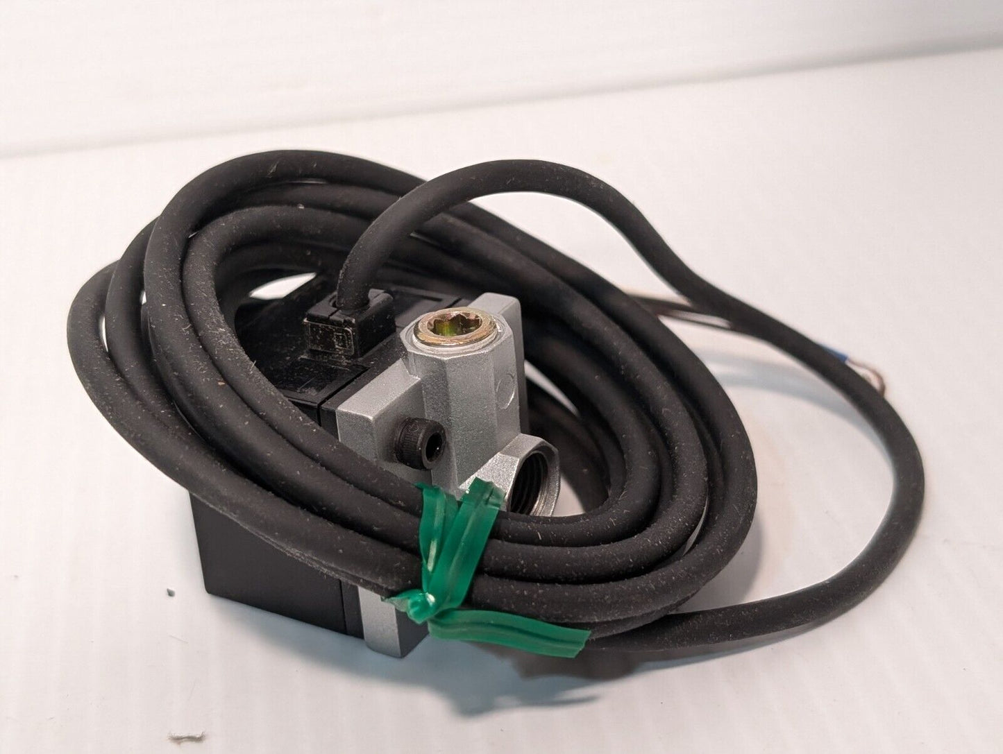 SunX DP-20 Digital Pressure Sensor, -100kPa, LED display-Free Shipping + Returns