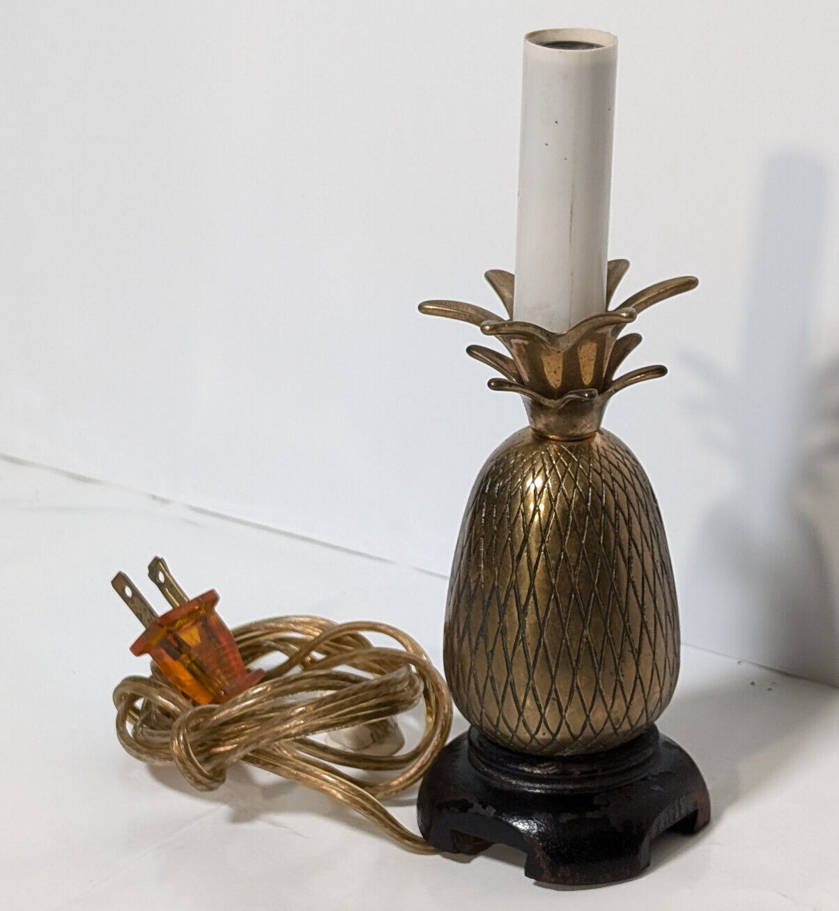 Vintage Brass Pineapple Lamp, Bar, Tiki, Desk, Accent, Dresser, MCM,80s,Tropical