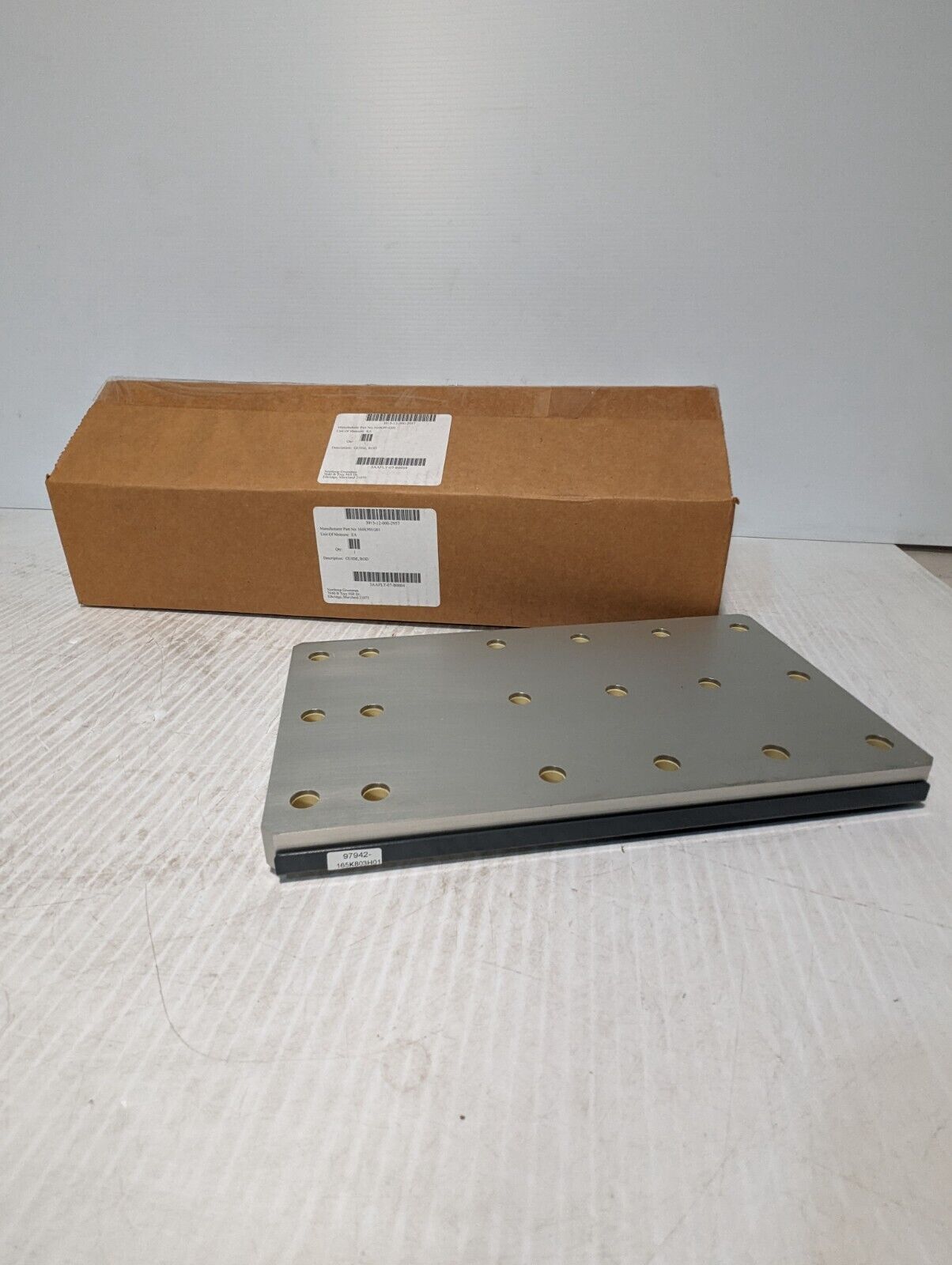 3915-12-000-2957 164K991G01 Rod Guide - Free Shipping