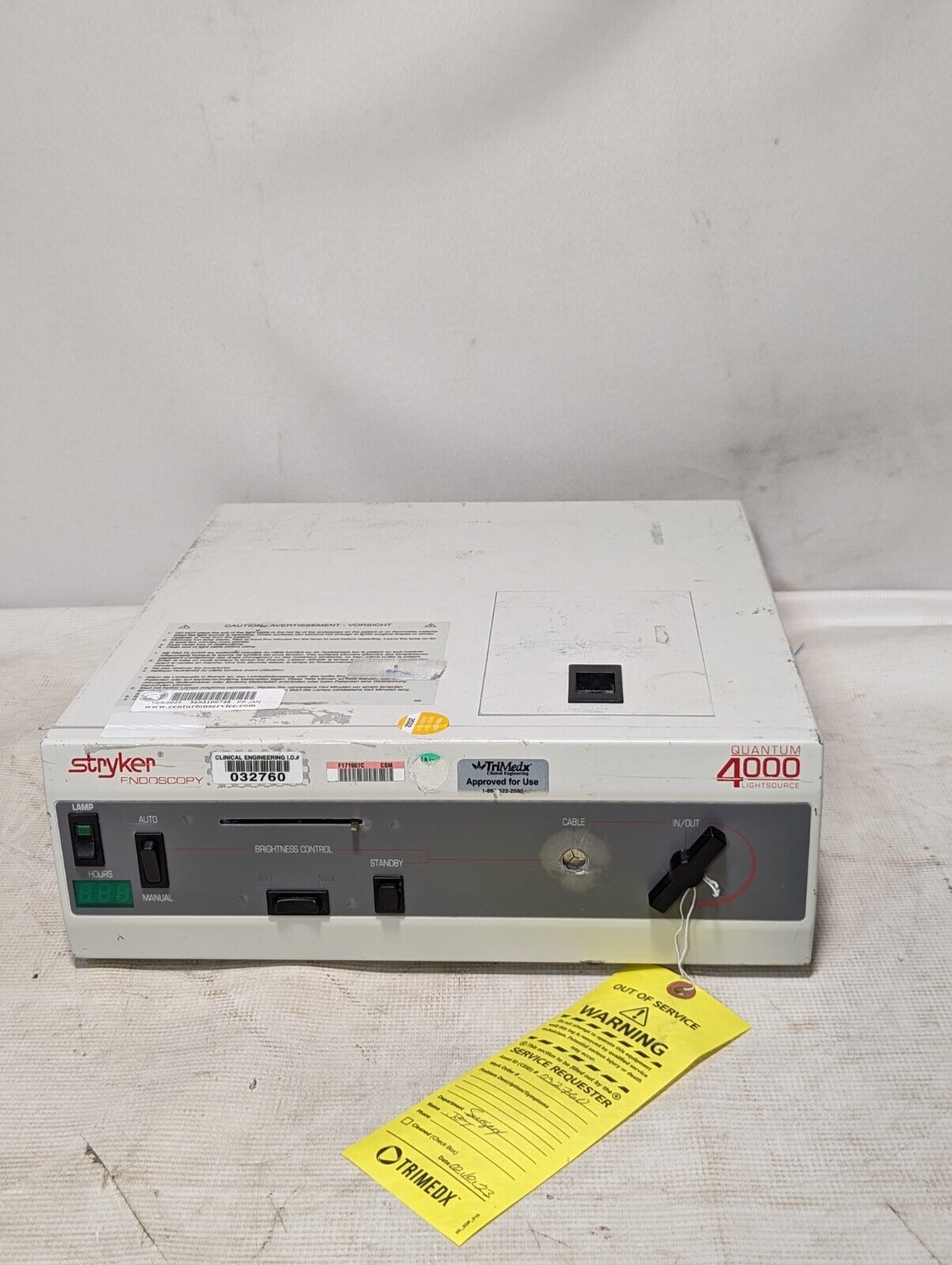Stryker 220-170-000 Quantum 4000 endoscopy light source