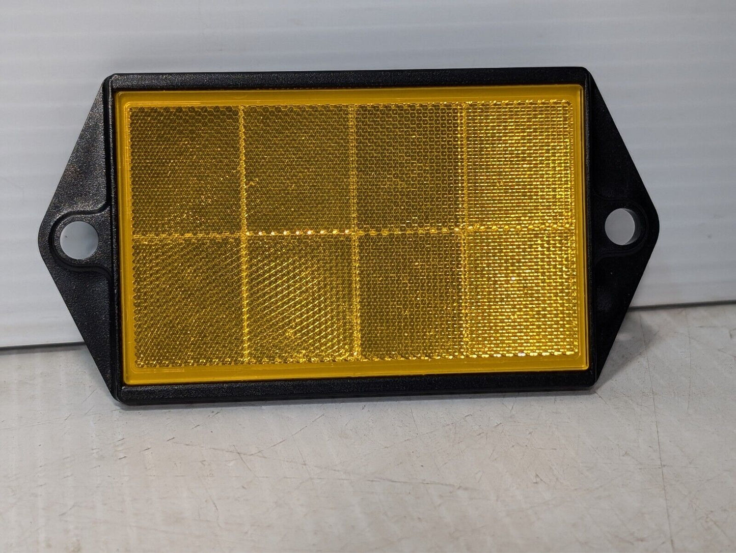 Lot of 8 Unbranded Vehicle Reflector Lights. Excellent Price - Free Shipping