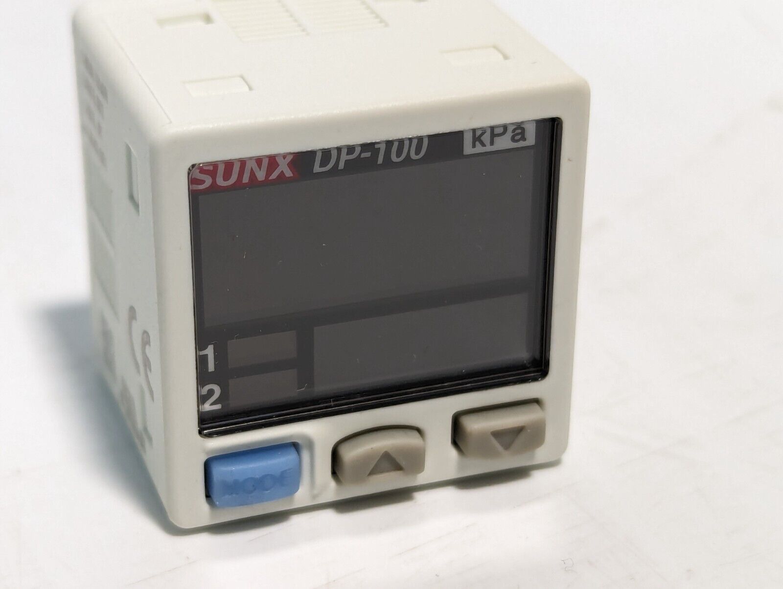 SunX DP-100 DP-111-E-P Digital Pressure Sensor, 12-24VDC, 1/8NPT - Free Shipping