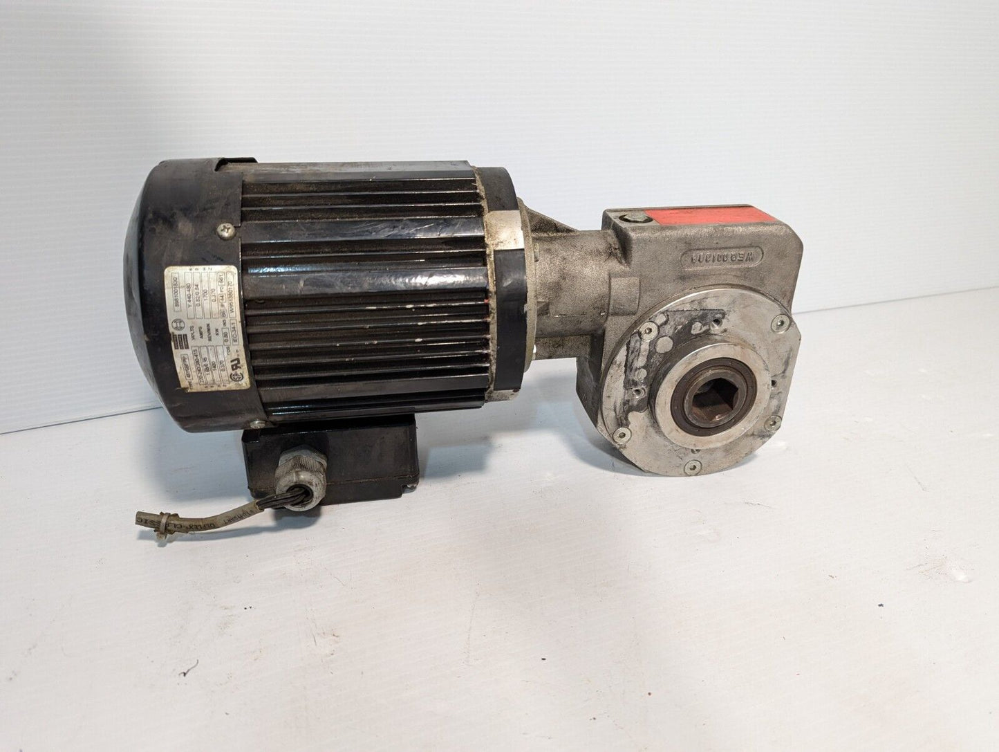 Bodine 48Y6BFPP motor, 220-240/380-415/440-480, 1400/1700RPM w/Bosch 3842503069