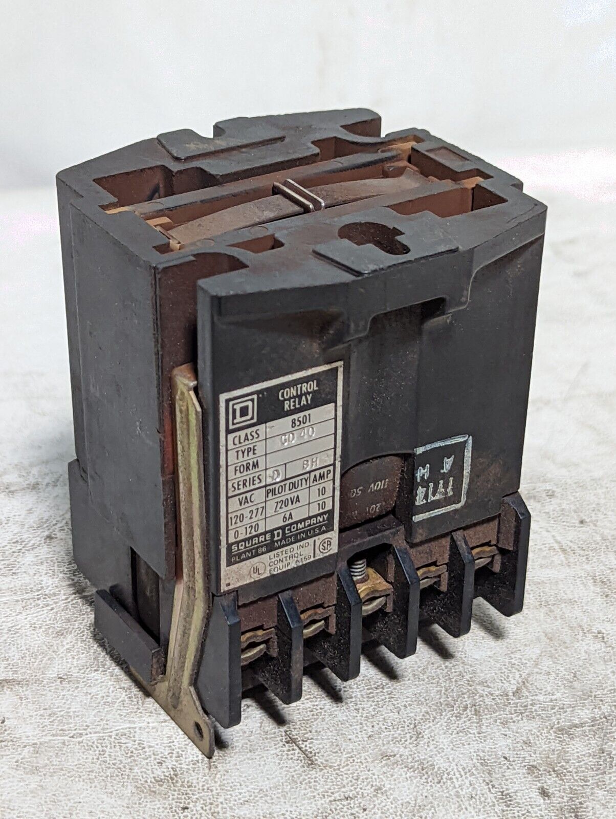 Square D 8501GO40 control relay, 110/120VAC coil, 8501G040