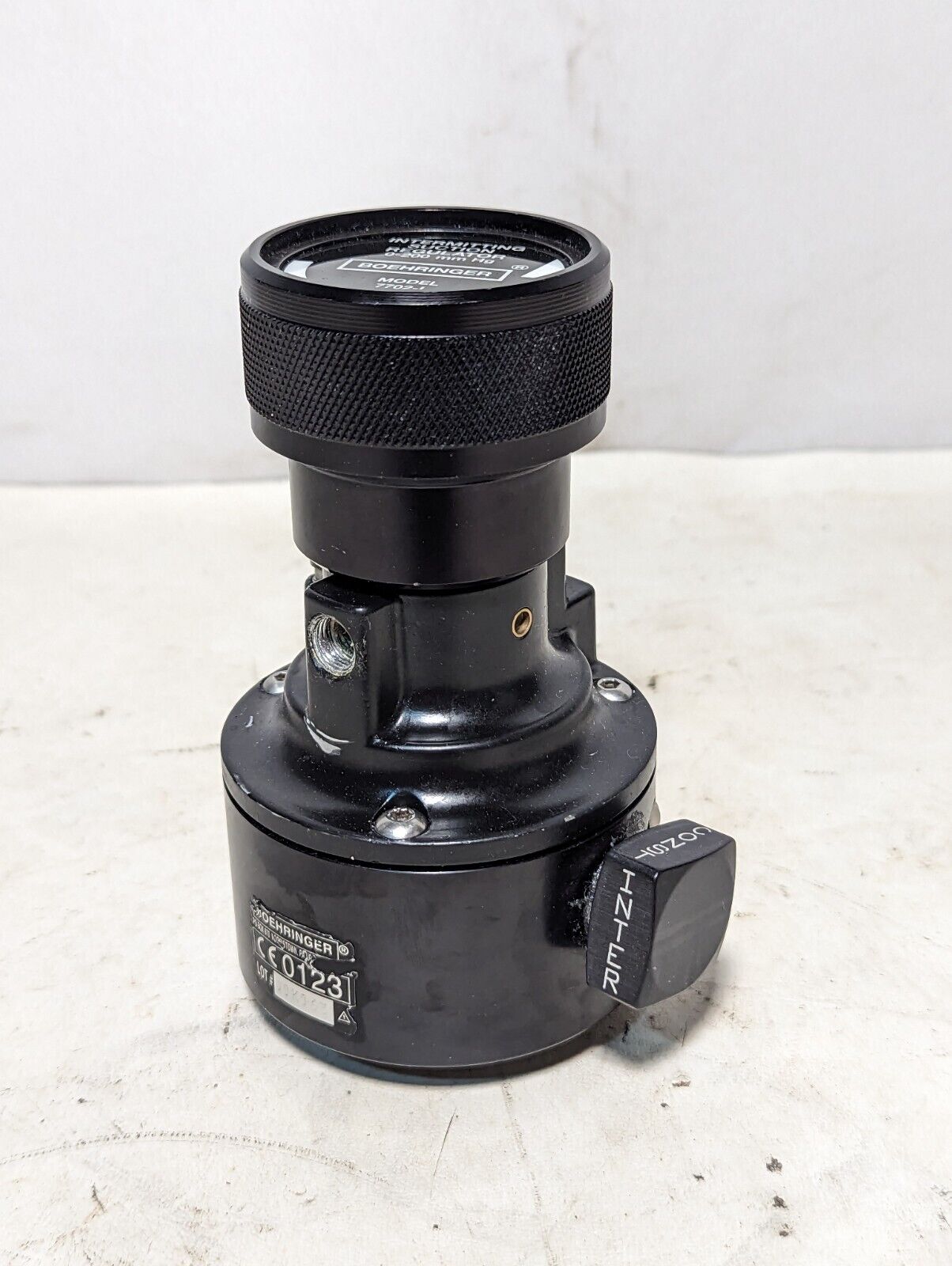 Boehringer 7702-L intermitting suction regulator, 0-200 mm Hg