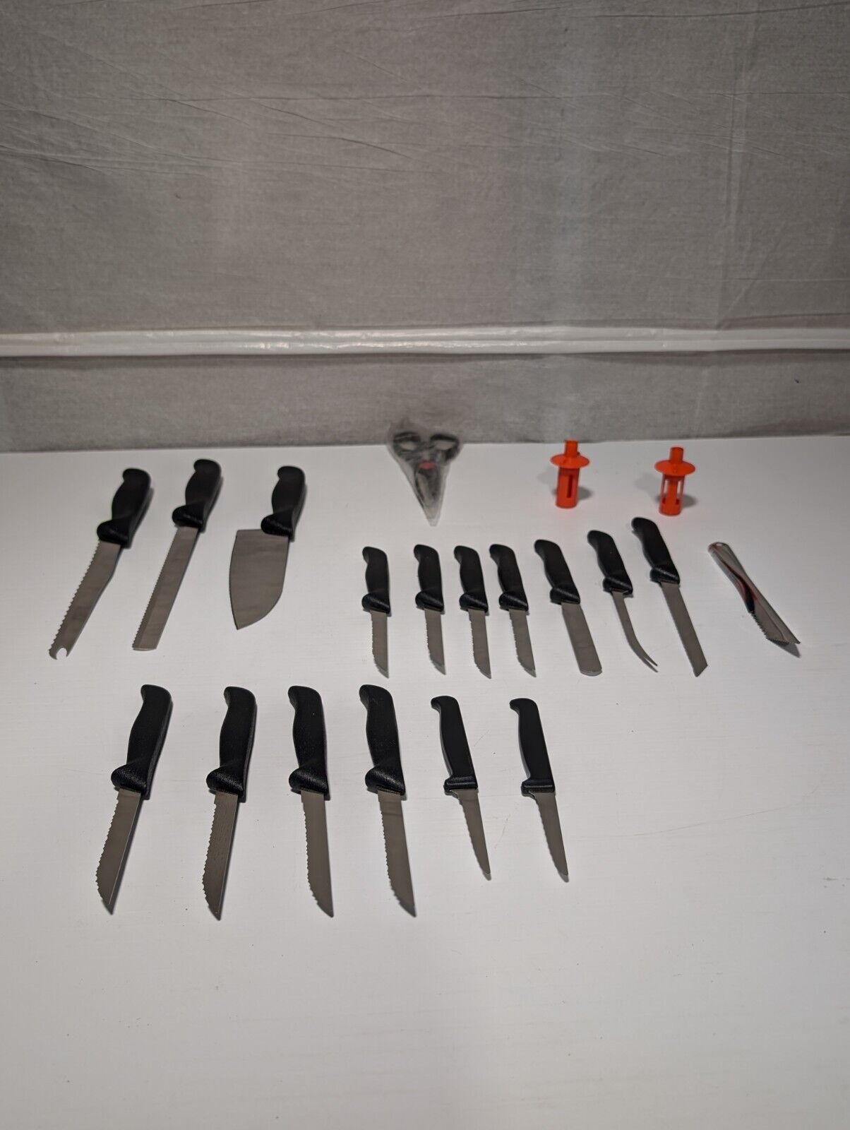 18 Piece Original Vintage Ginsu Deluxe Knife Cutlery Set