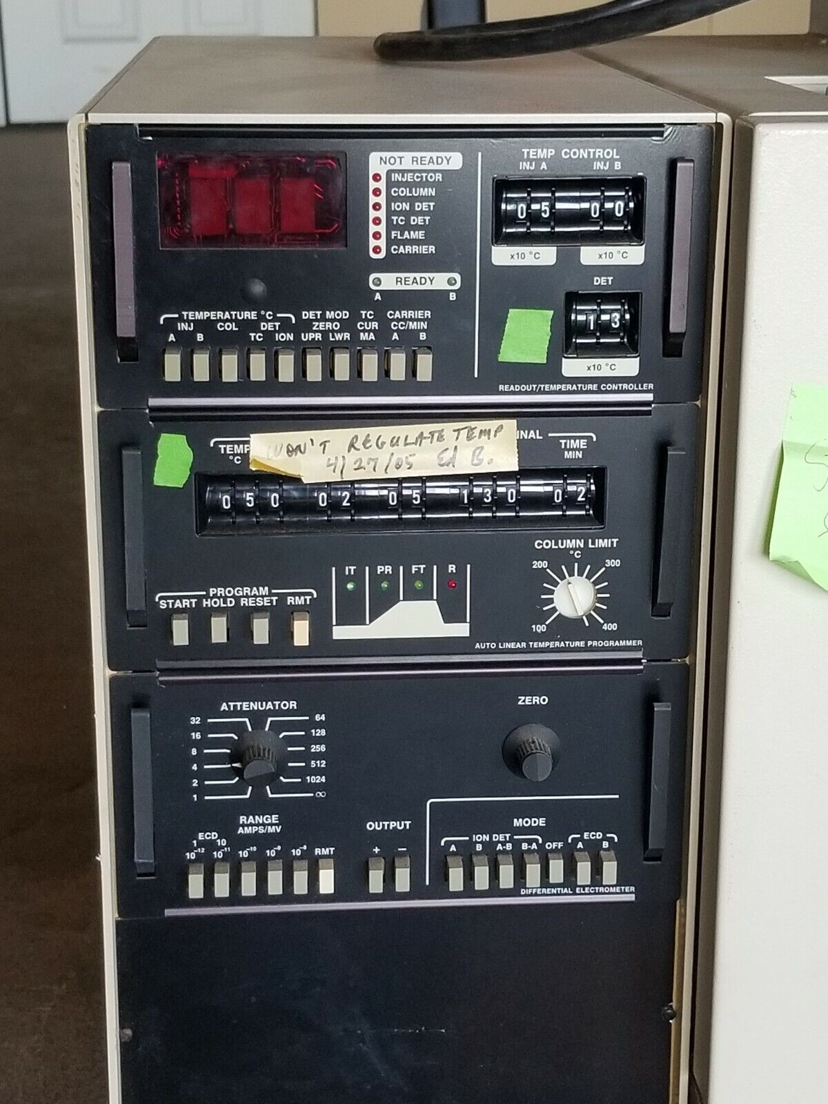 VARIAN Model 3700 Gas Chromatograph
