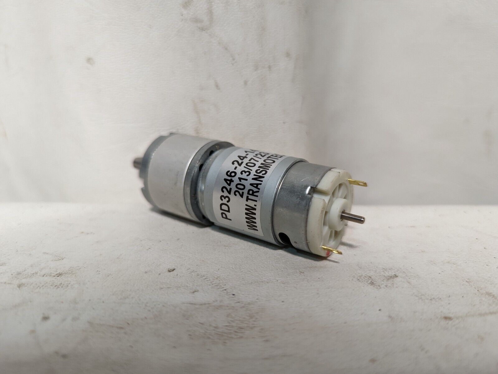 Transmotec PD3246-24-14-BF planetary DC gear motor 24VDC, 0.5A, 445rpm, 3.85W