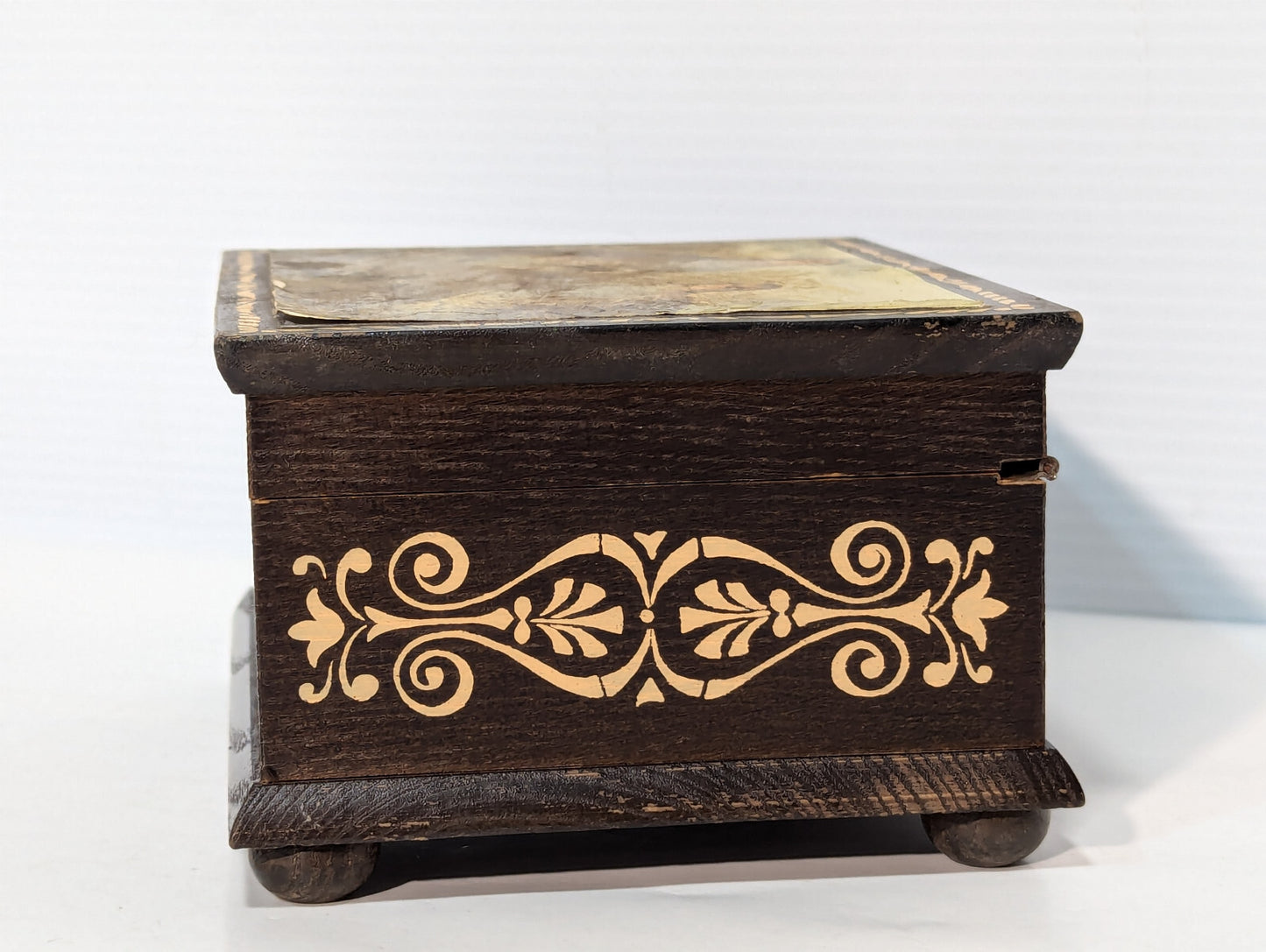Vintage 70s "I'd Like To Teach The World To Sing" Musical Partridge Jewelry Box