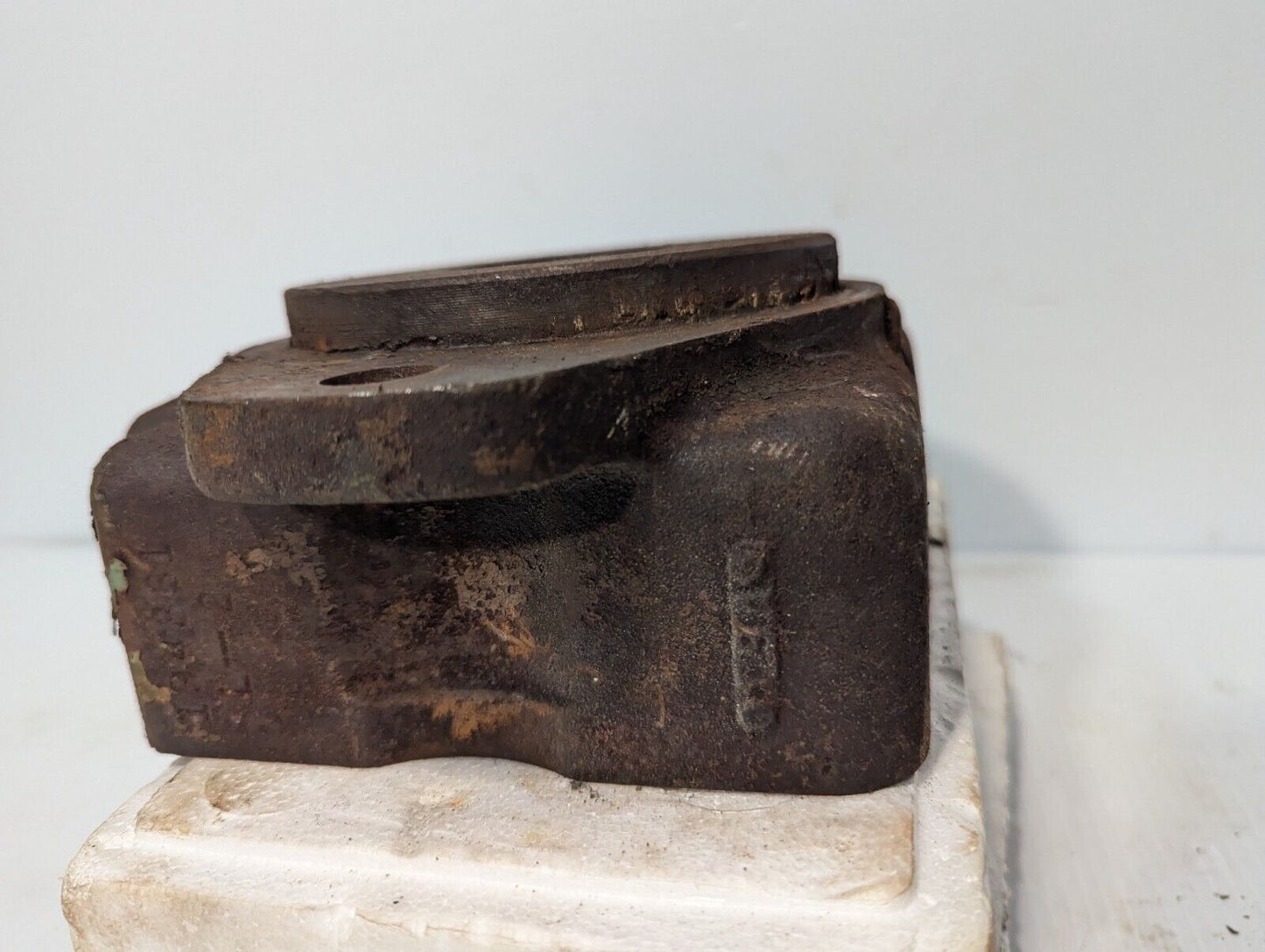 VICKERS 194881 L-2 End Cap \ Adapter for Hydraulic Vane Pump - Free Shipping