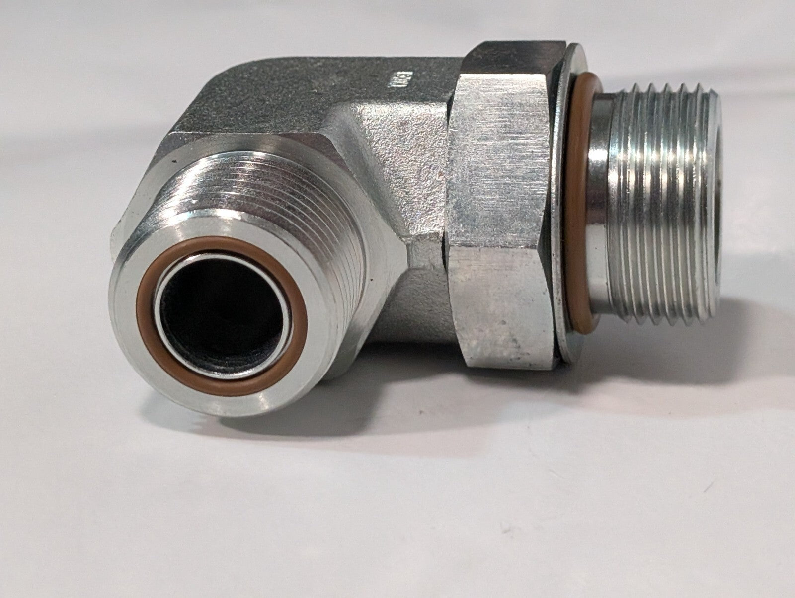 Sullair 02250152-544 Elbow Connector 90°, 1" SAE x 3/4" ORFS Compressor Part