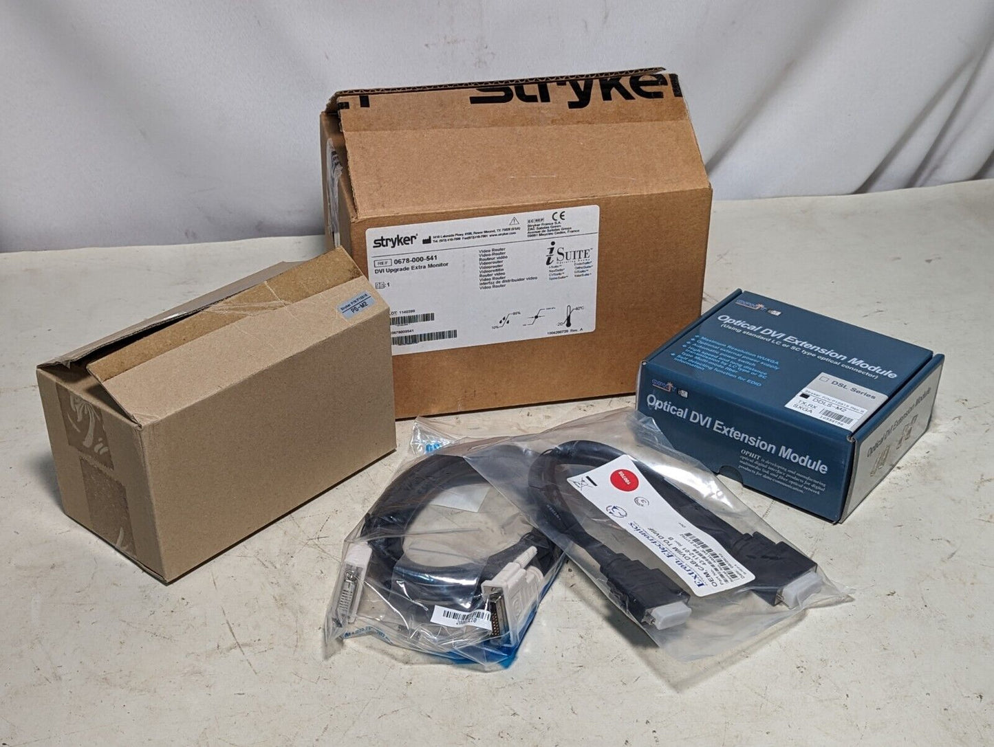 stryker 0678-000-541 DVI upgrade extra monitor, video router