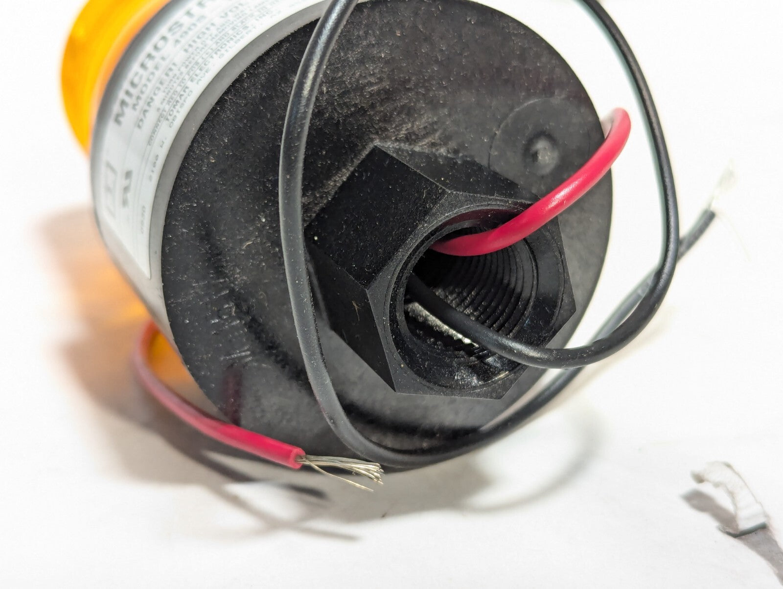 Tomar Electronics 490S Microstrobe Signal Light 120VAC Red, 1280VAC Amber