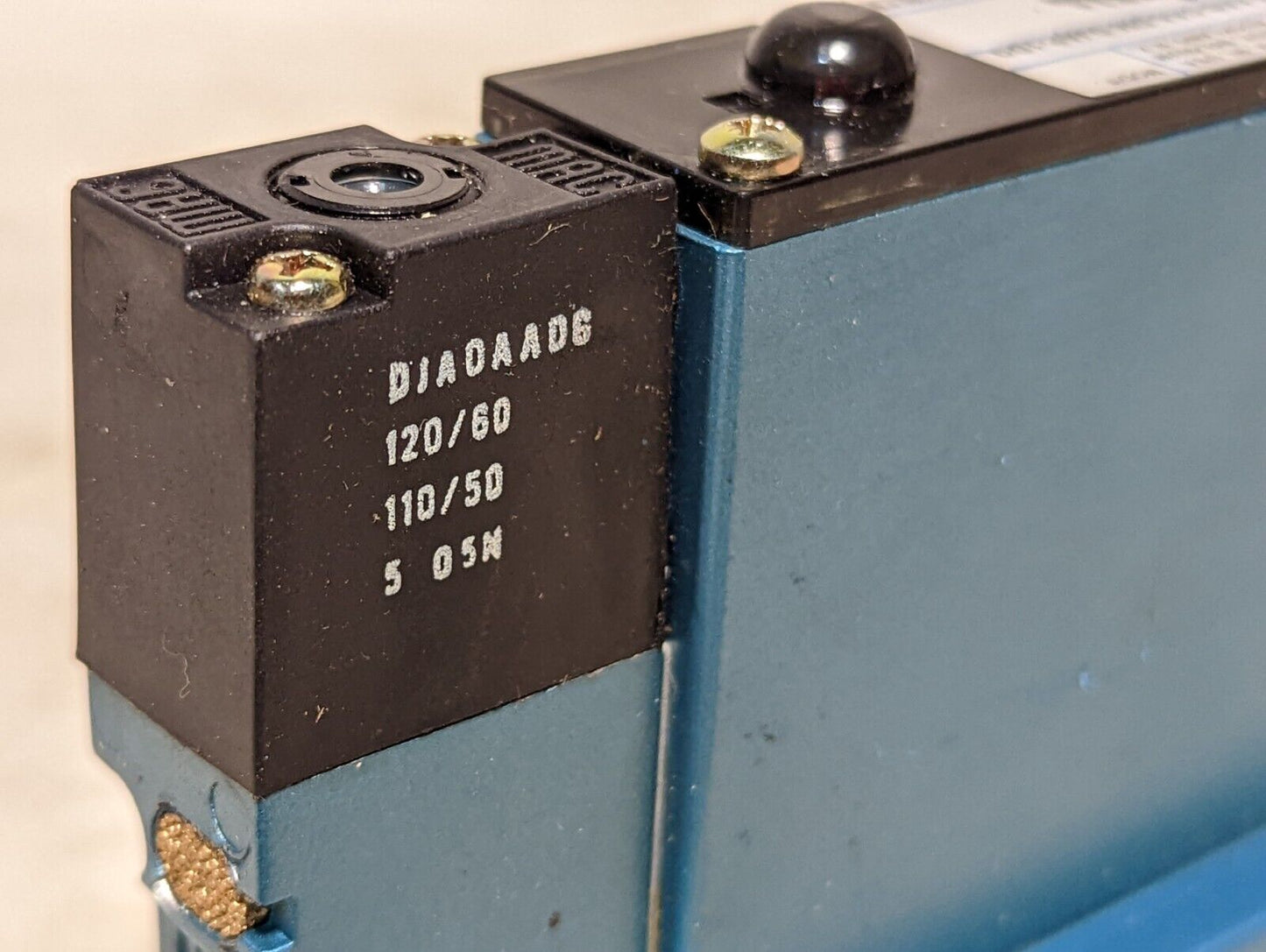 MAC 92B-AAB-CAA-DM-DJAP-1DQ solenoid valve with DMB-DJAP-1DQ, 20 to 120PSI