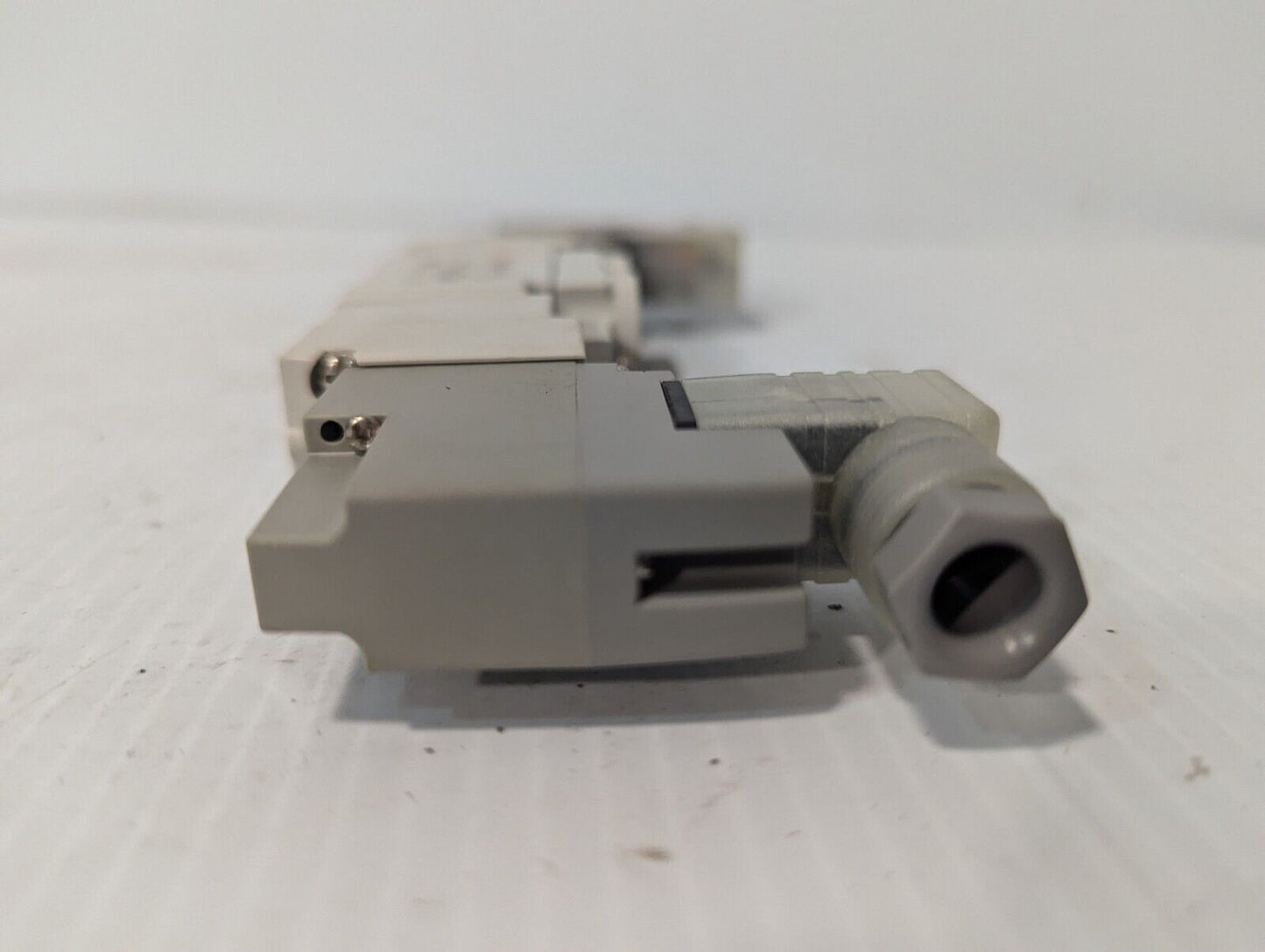 SMC SY7420-5DZ-02T-F2 single unit valve, TSY7JJ53, 0.2-0.7MPa - Free Shipping