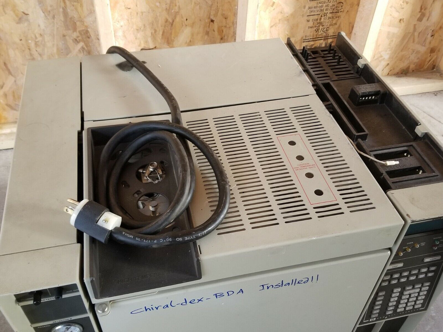 HP 5890a Gas Chromatograph - Free Shipping