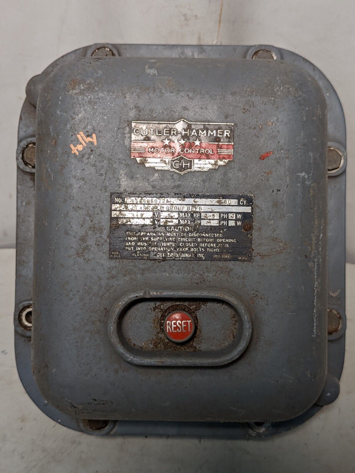 Cutler Hammer 9586H6072A Class I & II Group DEFG, 440V 60Hz 2-3 HP poly 3W