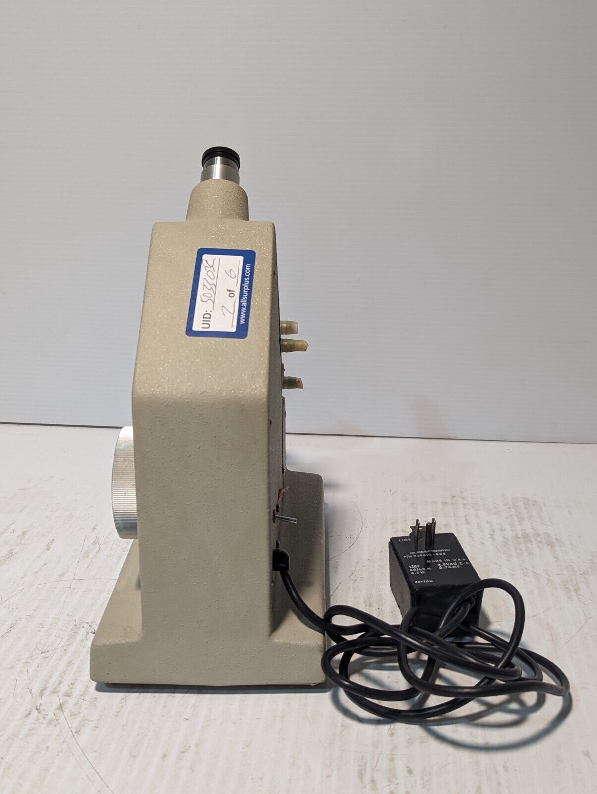 Milton Roy Company 334610 Benchtop Lab Refractometer w\Bausch & Lomb Prism Box