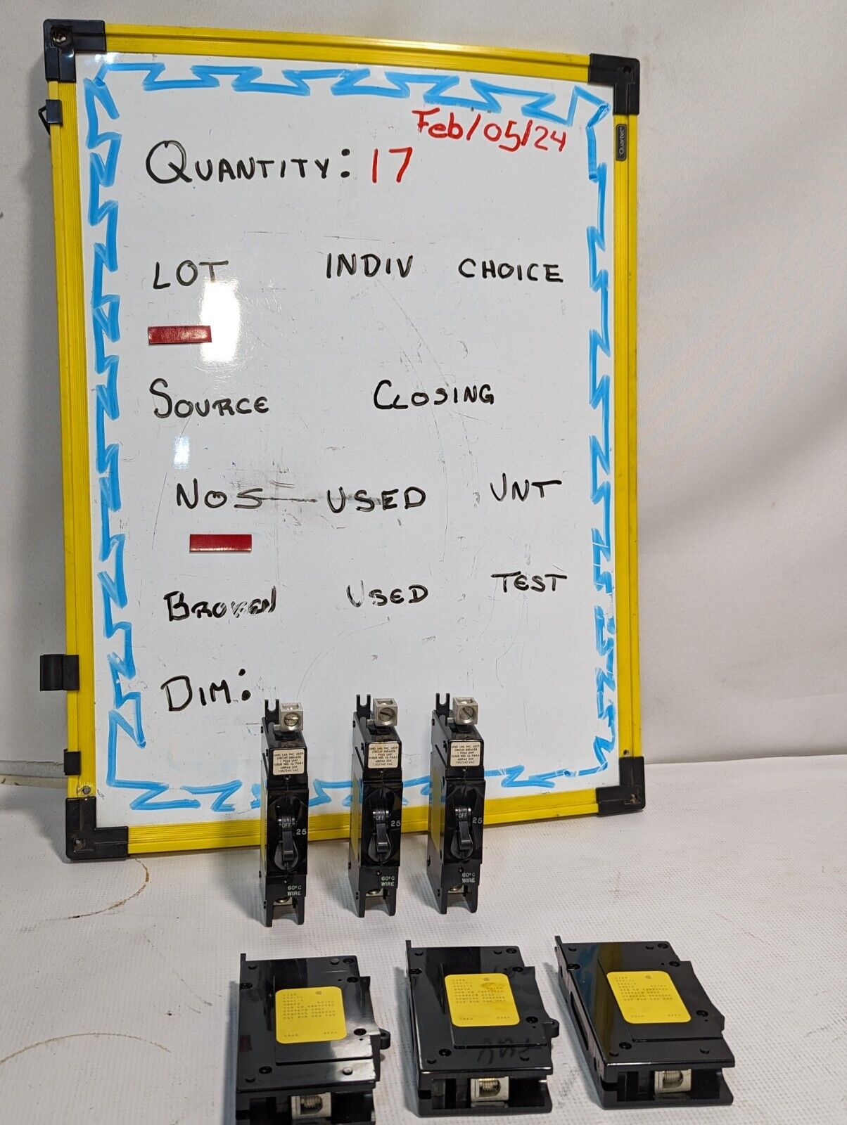 Airpax 209-1-6601-1 Circuit Breaker, 25A, 120/240 VAC, 1 Pole - Free Shipping