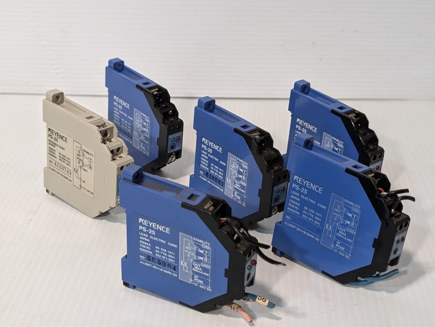(1) KEYENCE Ps-25 Photoelectric Sensor Amplifier PS25 12-24 VDC-Free Ship+Return