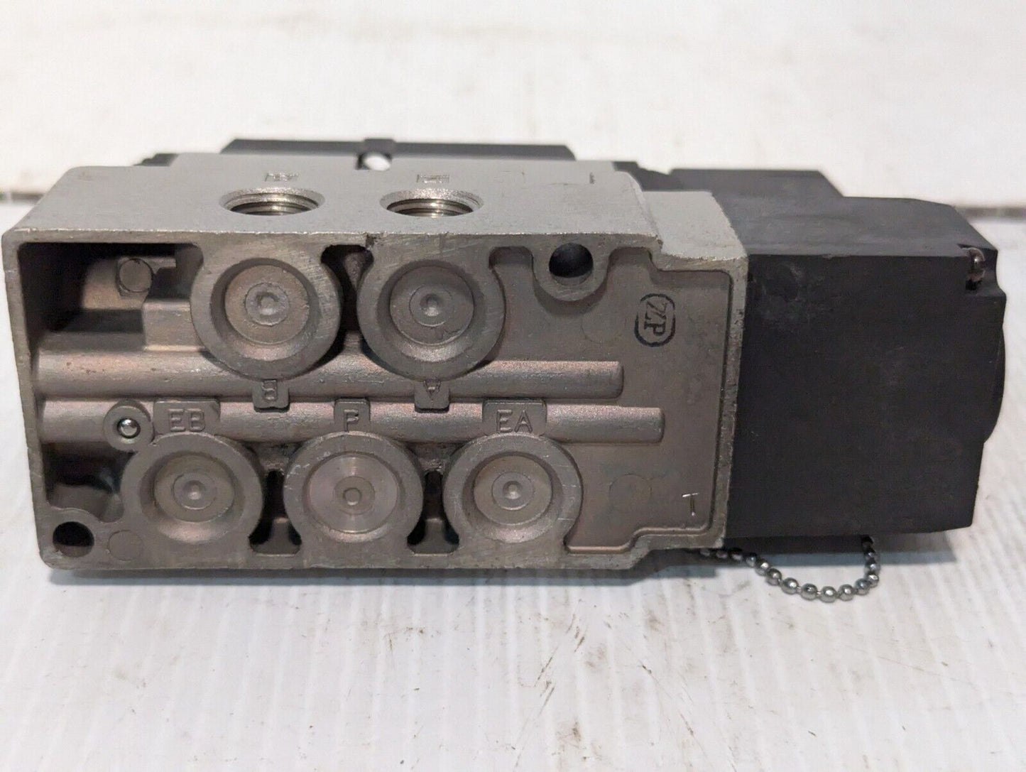 SMC NVFS3100-5FZB Pneumatic Solenoid Valve, 21-26vdc, 0.1 ~ 1 MPa -Free Shipping