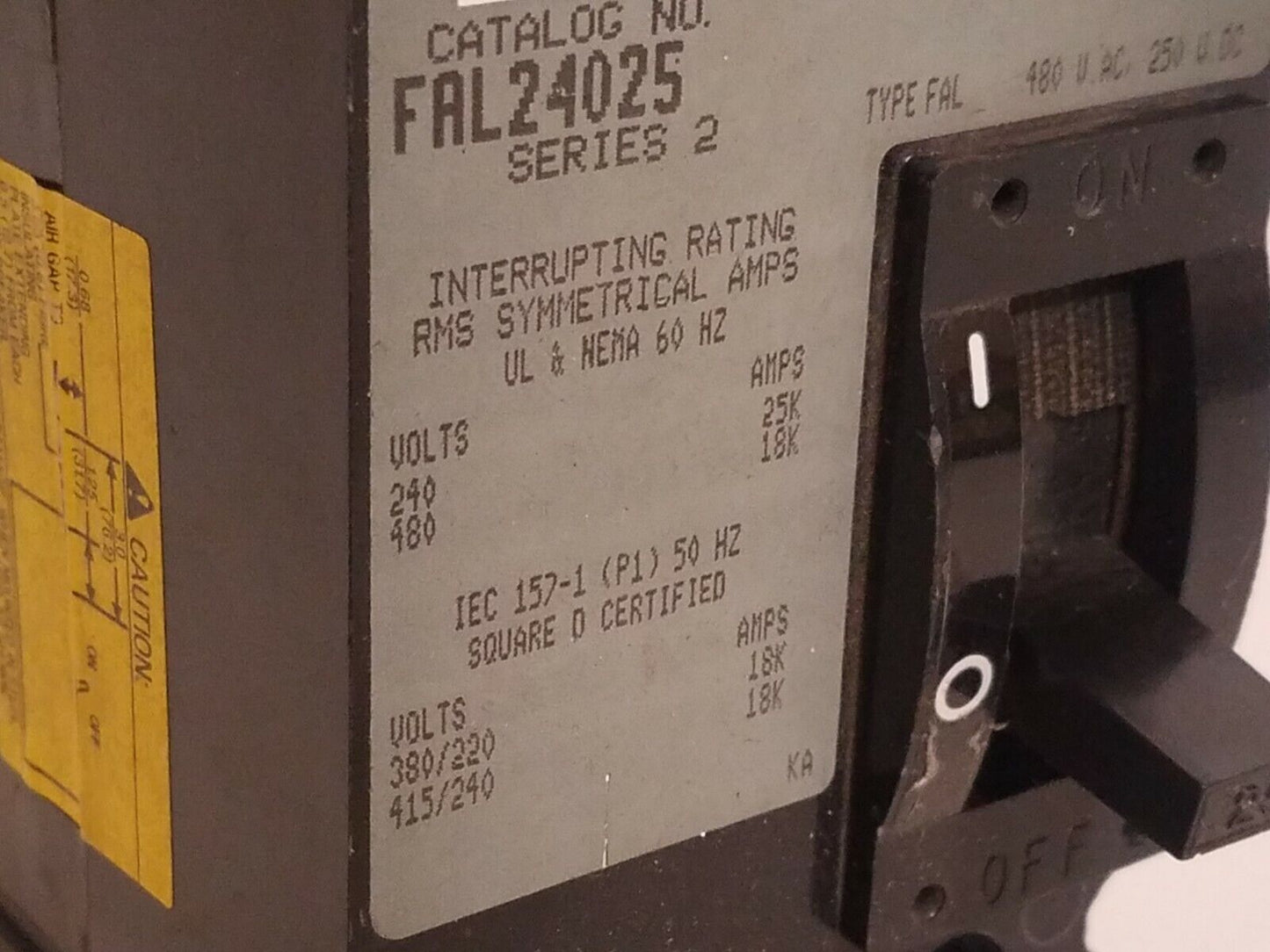 Square D FAL24025 Series 2 Circuit Breaker 2 Pole 25A 480VAC 250VDC