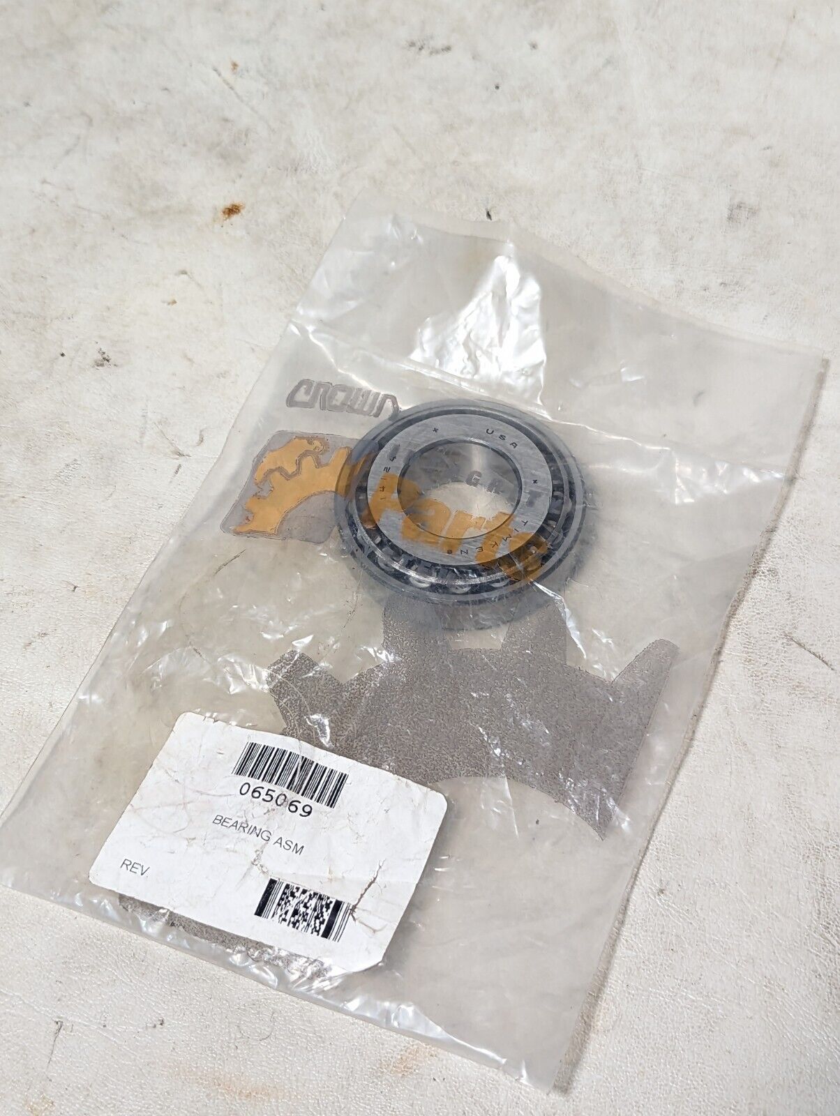Timken tapered roller bearing and race 14124/14274, Crown 065069