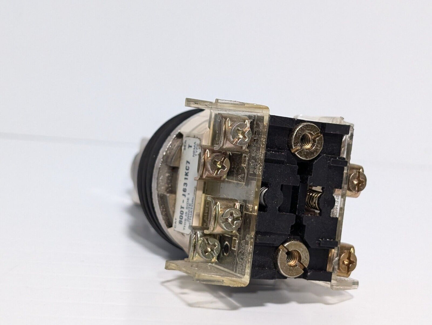 Allen Bradley 800T-J631KC7 Keyed 3 Position Selector Switch, Series T, 30mm