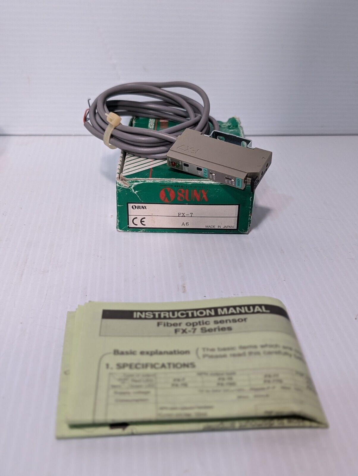 SunX FX-7 Fiber Optic Sensor, Photoelectric Sensor - Free Shipping + Returns