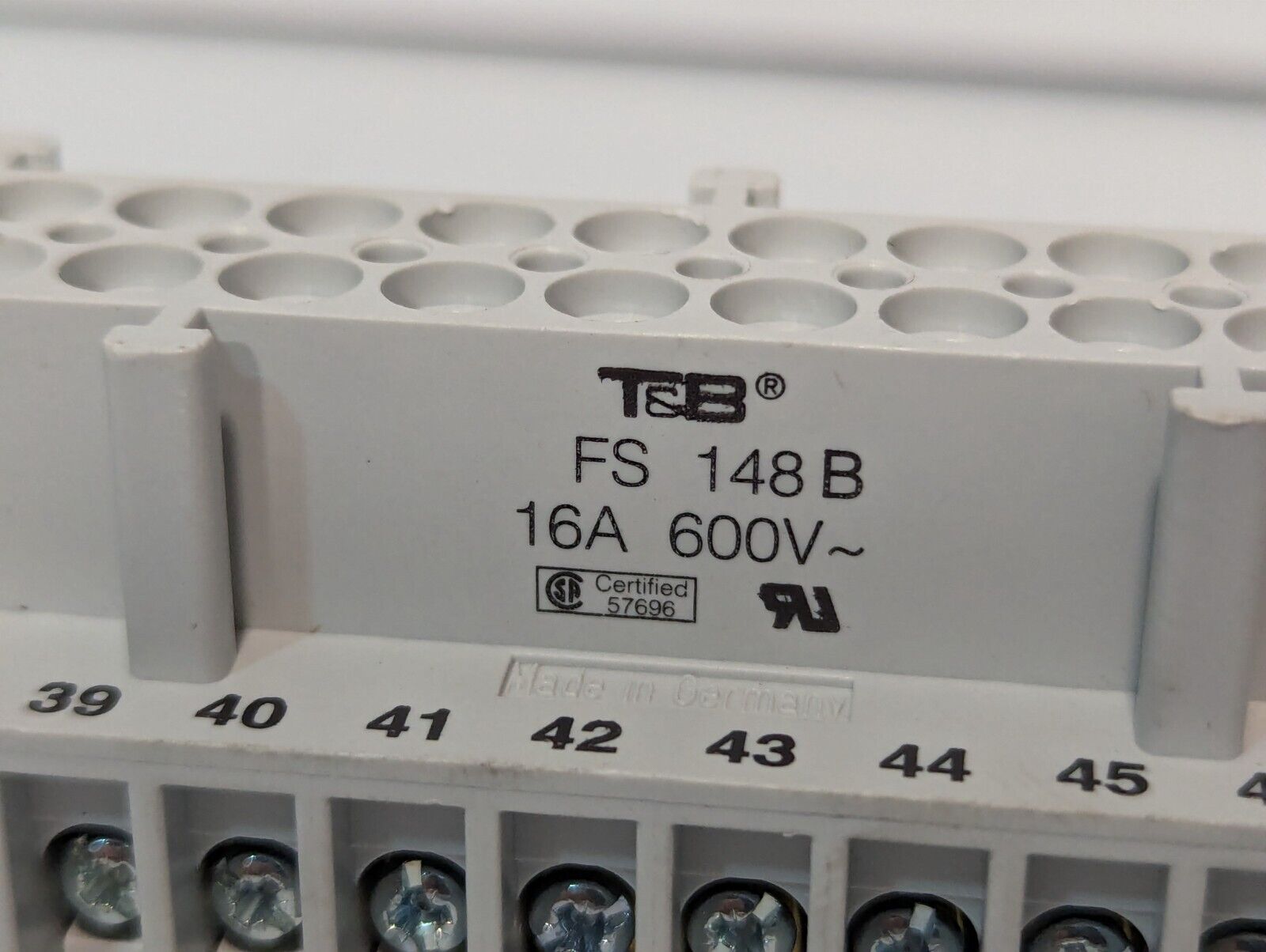 Thomas & Betts FS148B Terminal Insert Female 48 Position 20-14AWG - Free Ship