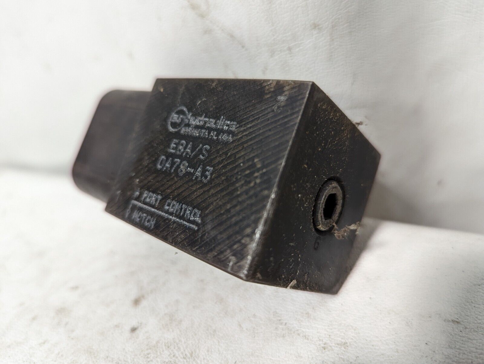 Sun Hydraulics EBA/S block manifold, OA78-A3