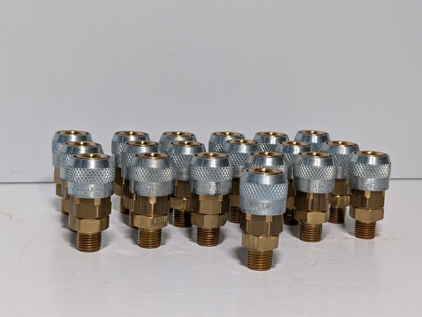 (19) ARO 210 Air Hose Fittings 1/4" NPT Automatic Coupler Quick Connect 210-3103