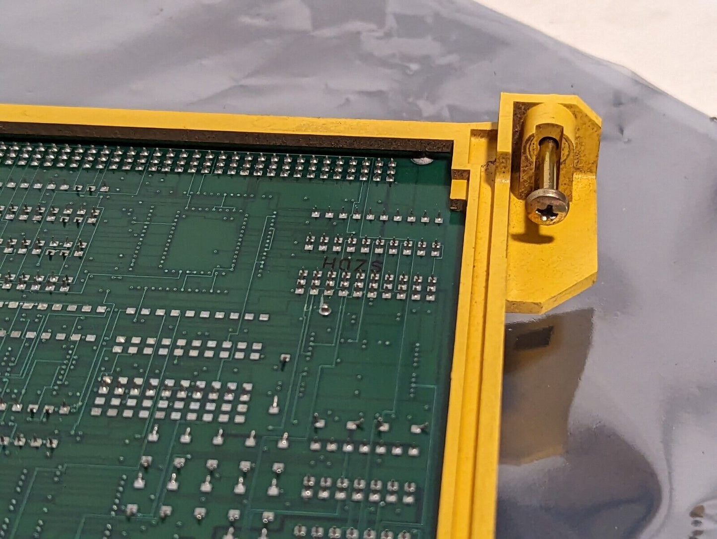 Fanuc A16B-2200-0121/06C control card, Base 0, circuit board